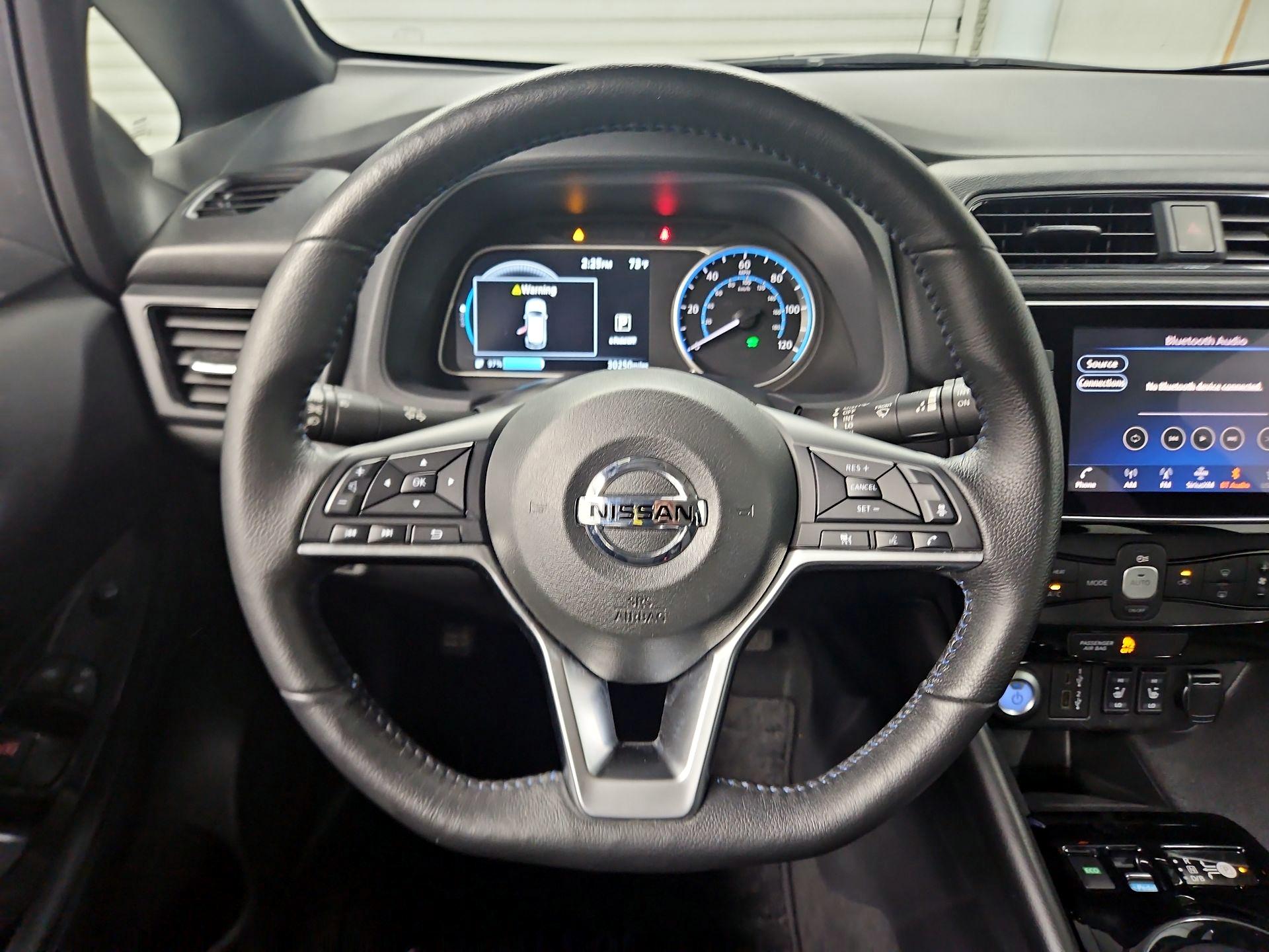 Thumbnail: 2022 Nissan Leaf - 10