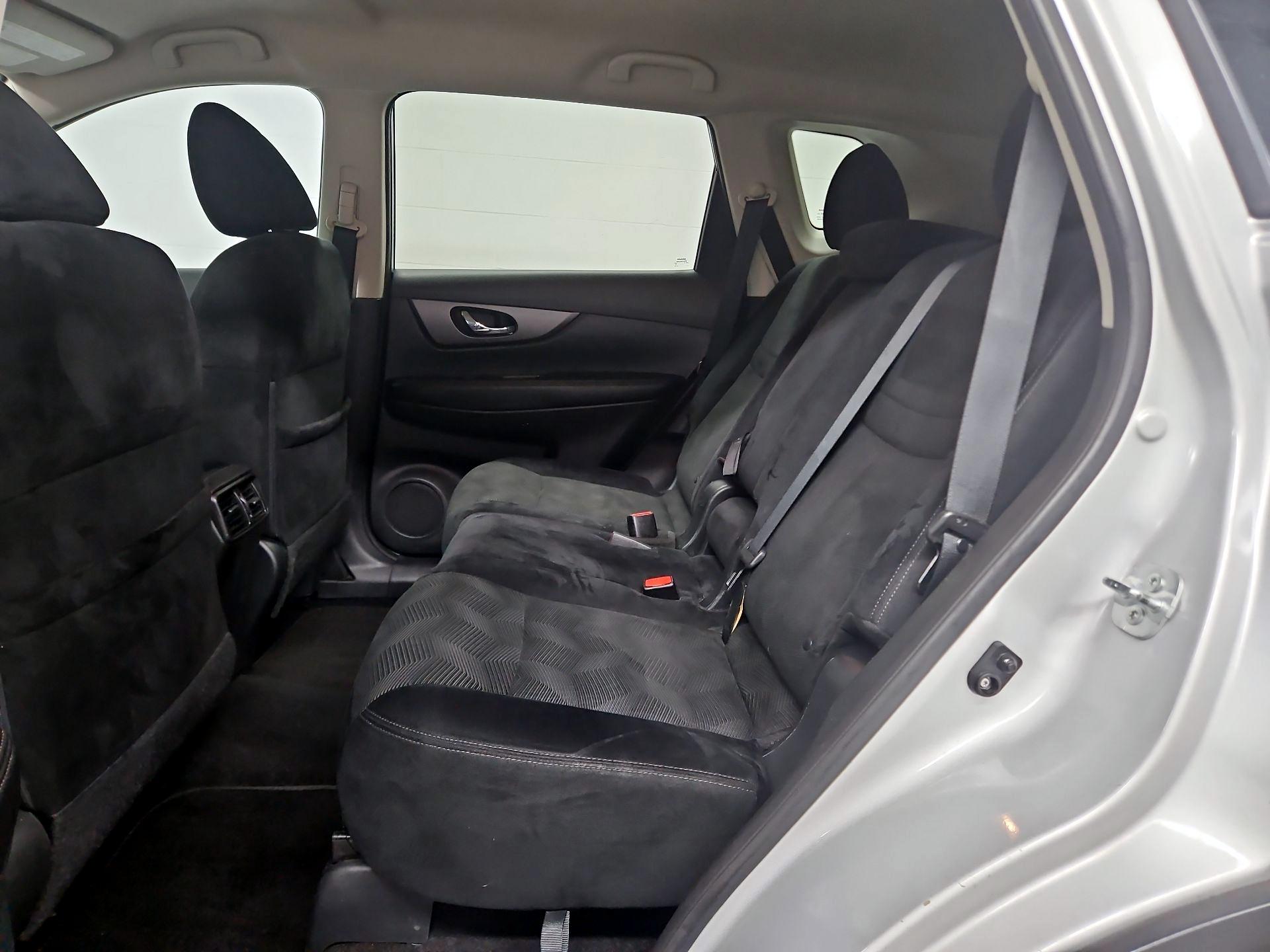 Thumbnail: 2014 Nissan Rogue - 19