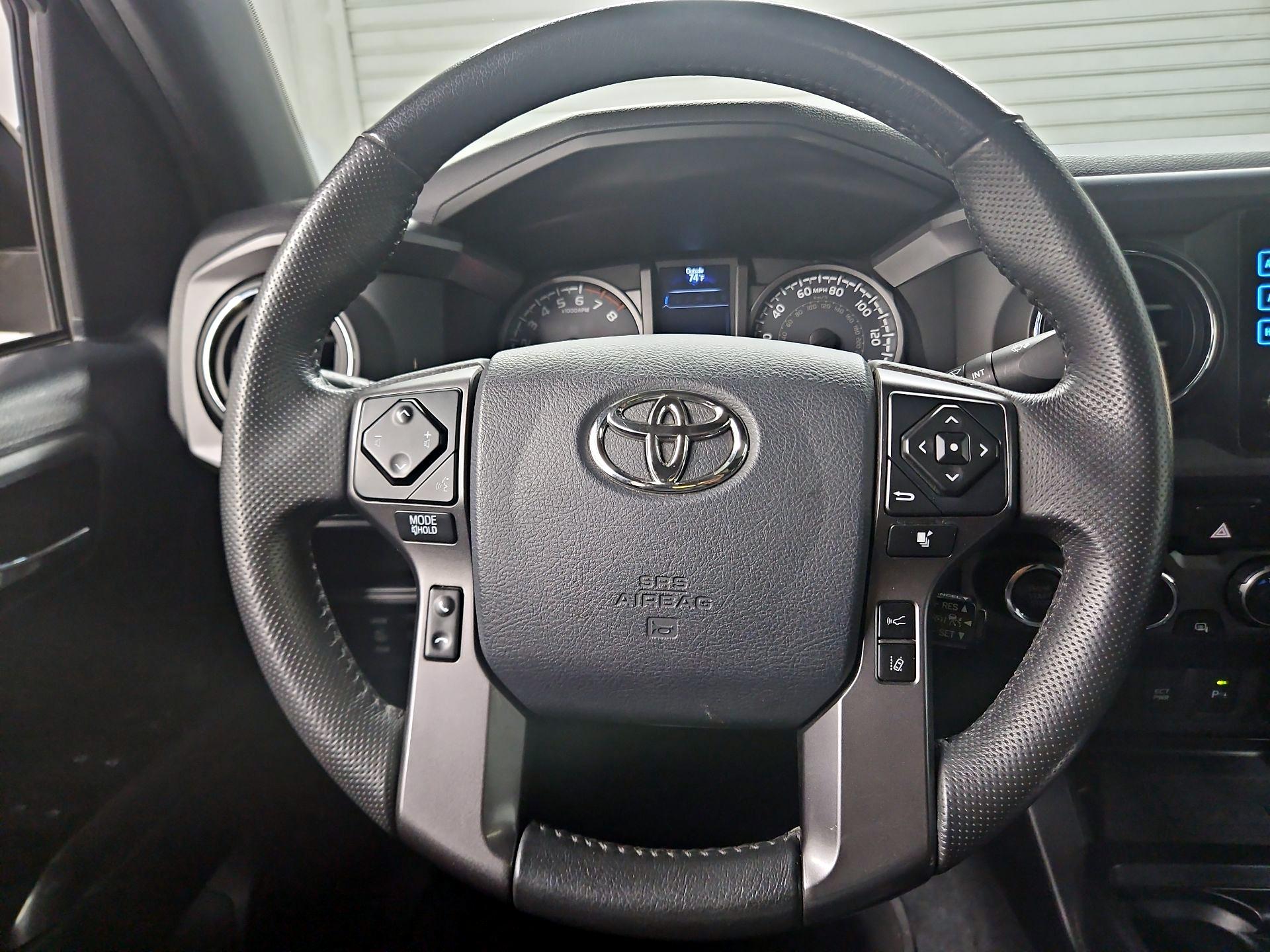 Thumbnail: 2019 Toyota Tacoma - 10