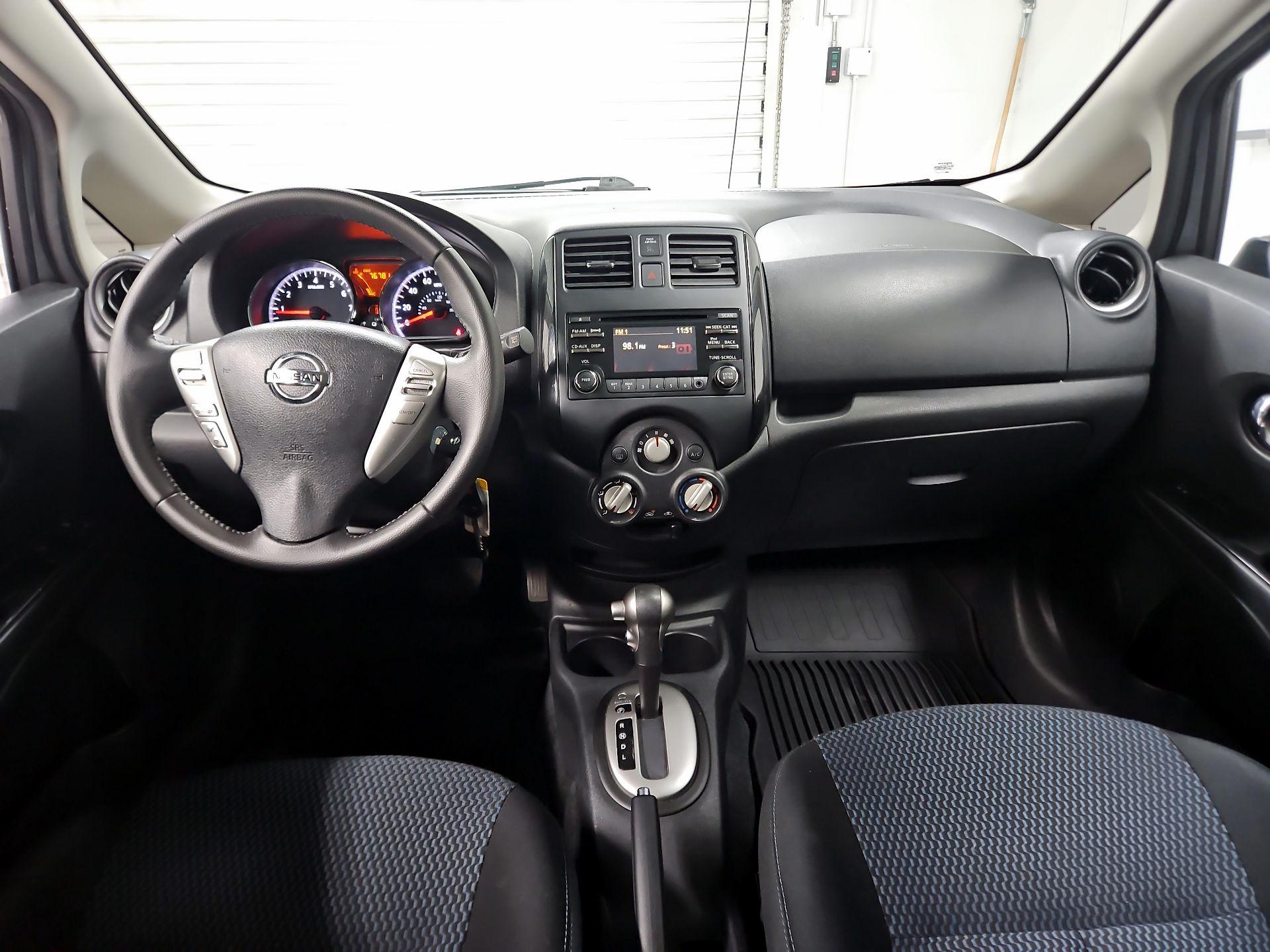 Thumbnail: 2014 Nissan Versa Note - 9