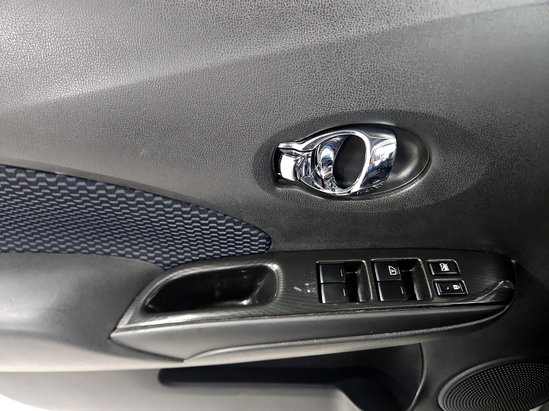 Thumbnail: 2014 Nissan Versa Note - 12