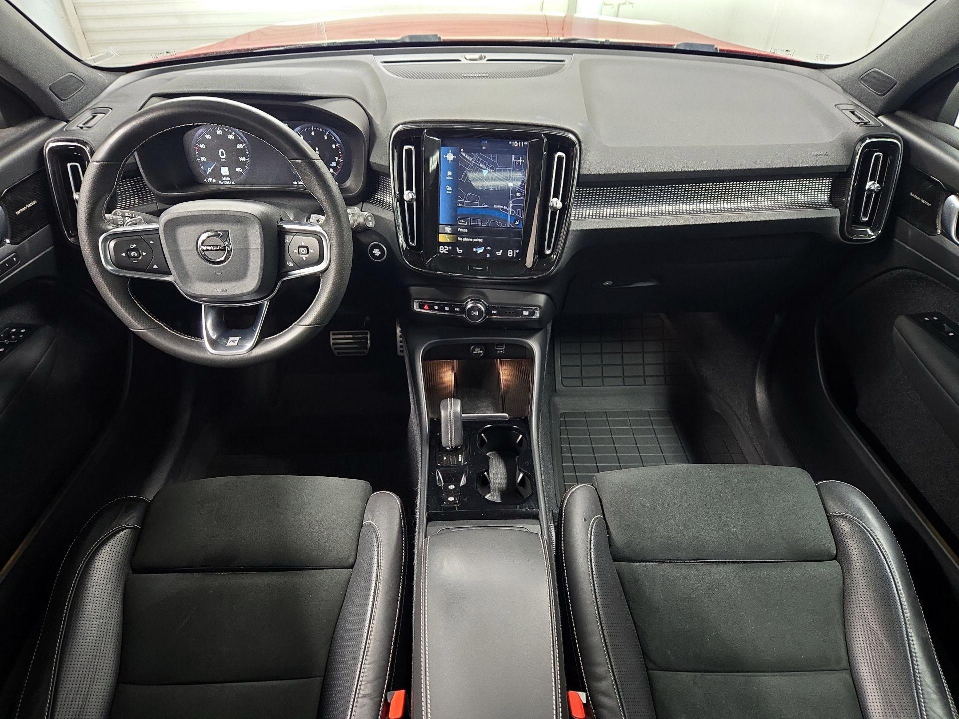 Thumbnail: 2020 Volvo XC40 - 9