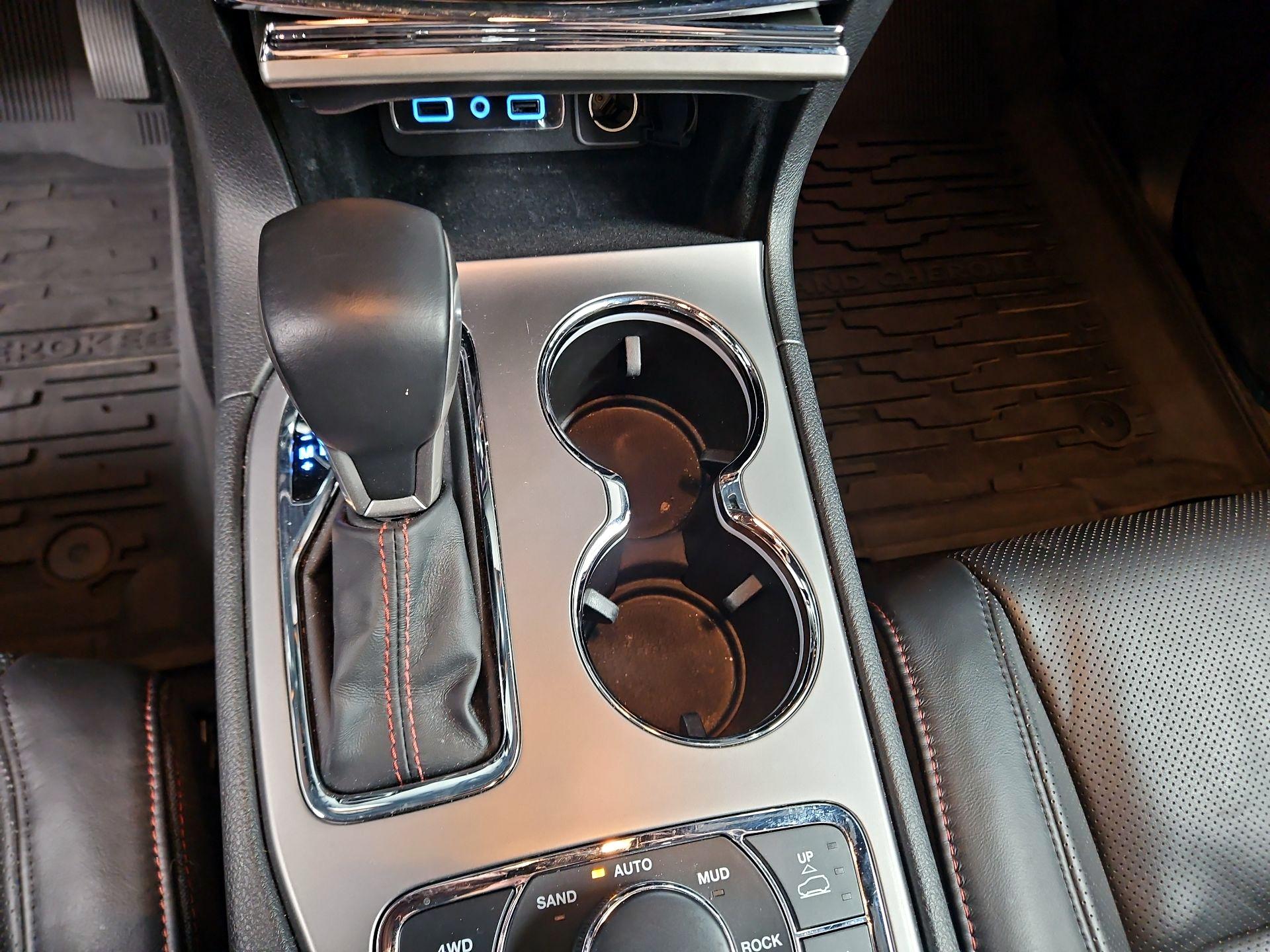 Thumbnail: 2021 Jeep Grand Cherokee - 18
