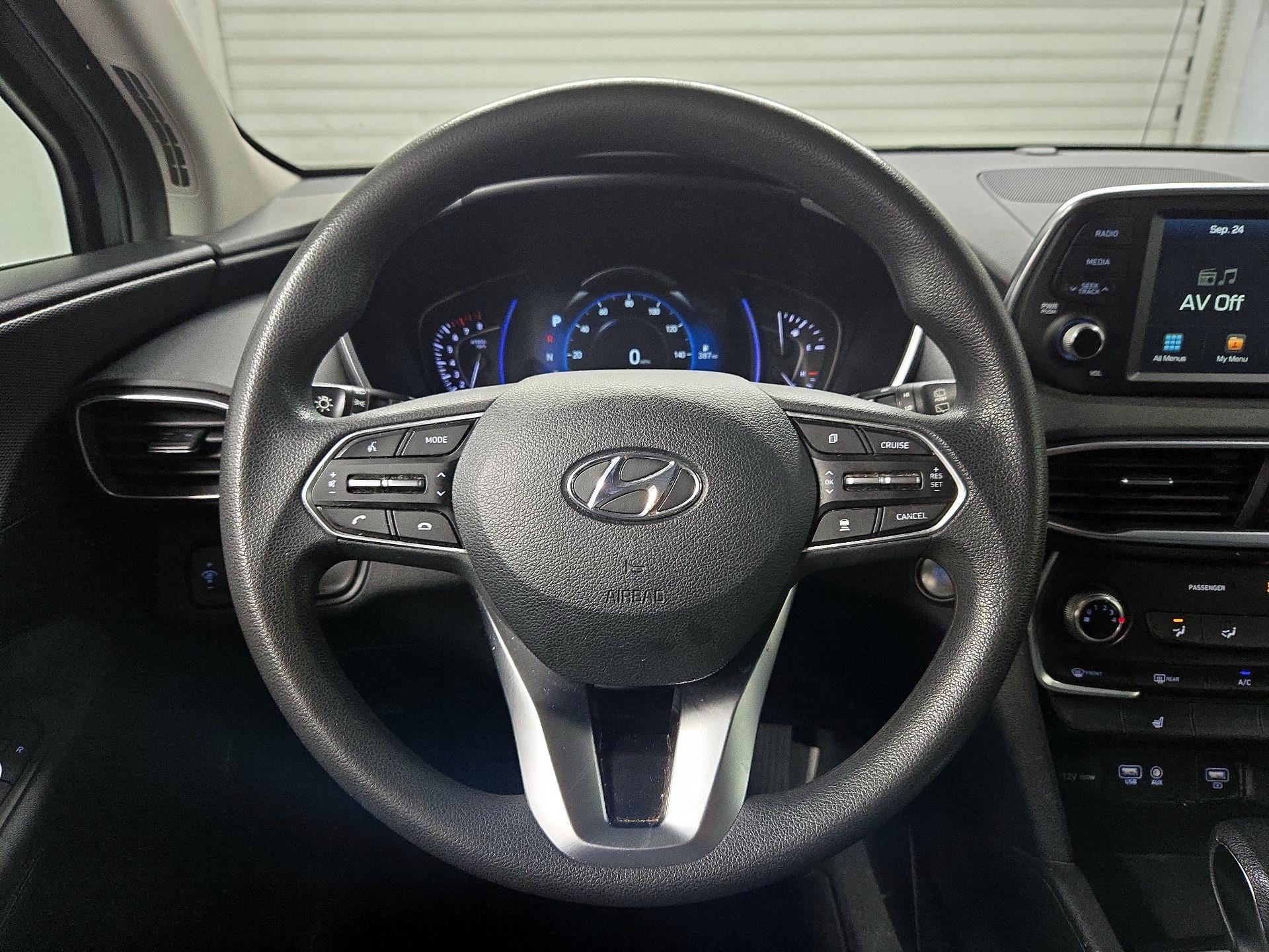 Thumbnail: 2019 Hyundai Santa Fe - 10