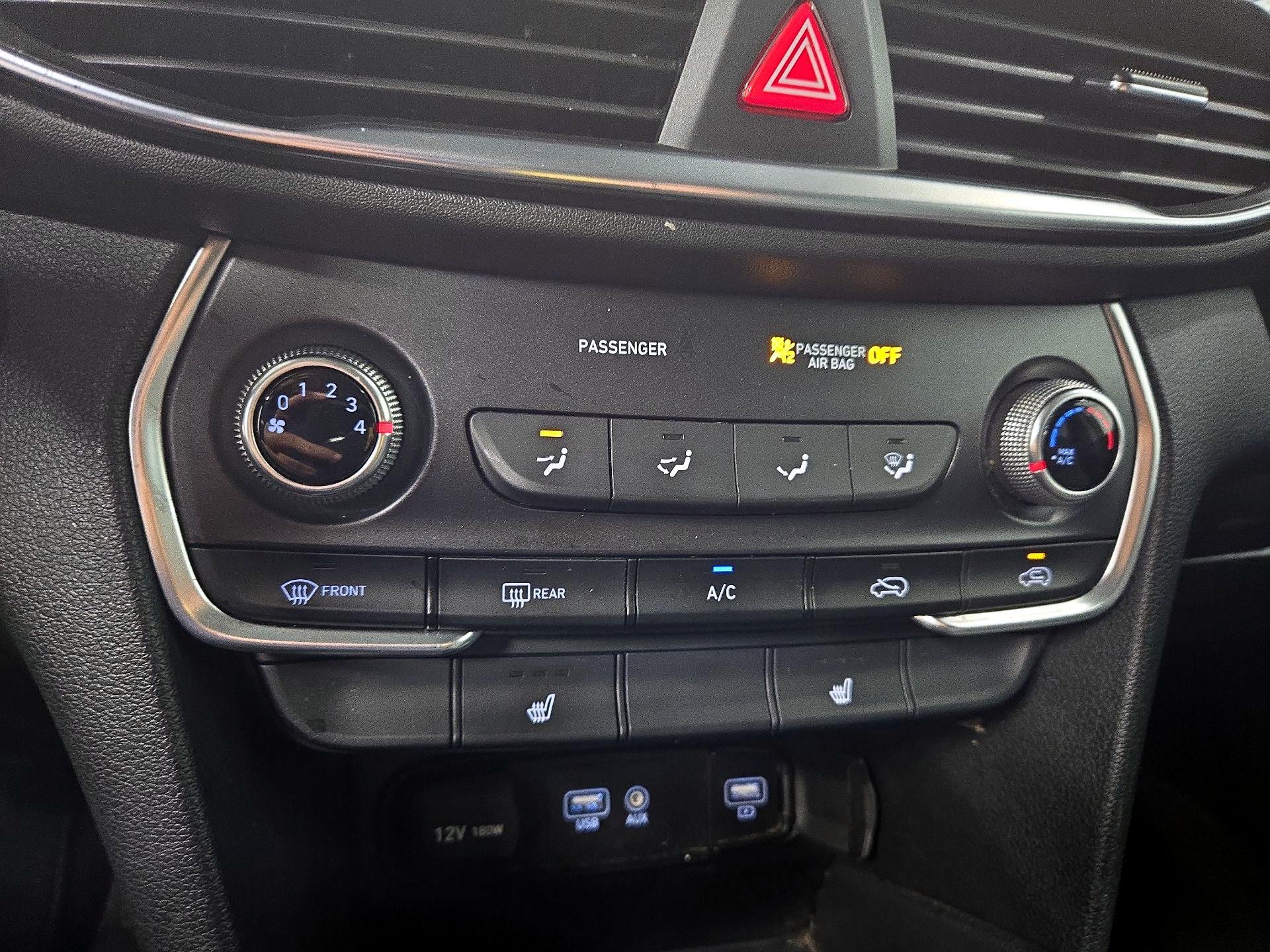 Thumbnail: 2019 Hyundai Santa Fe - 16