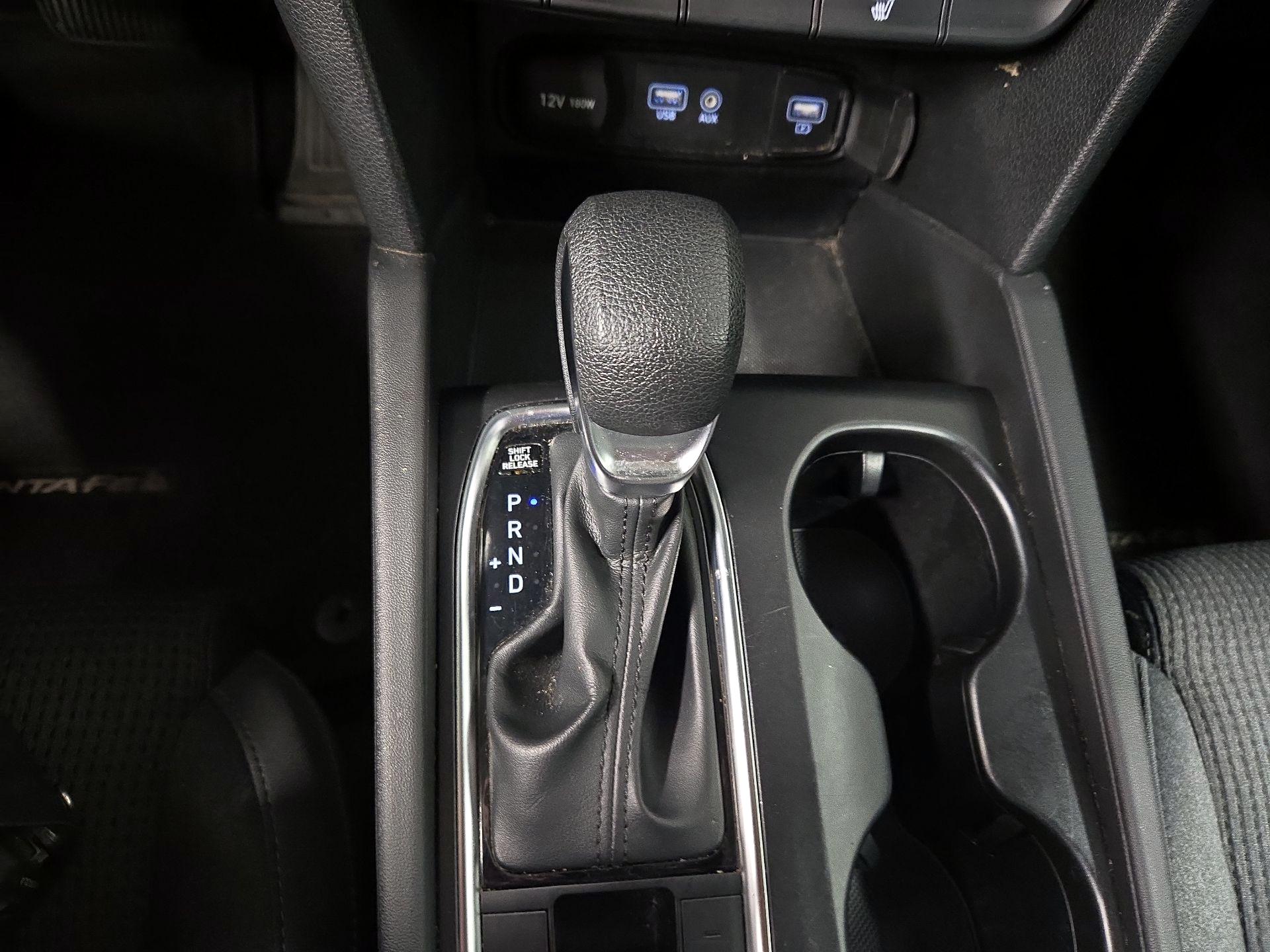 Thumbnail: 2019 Hyundai Santa Fe - 17