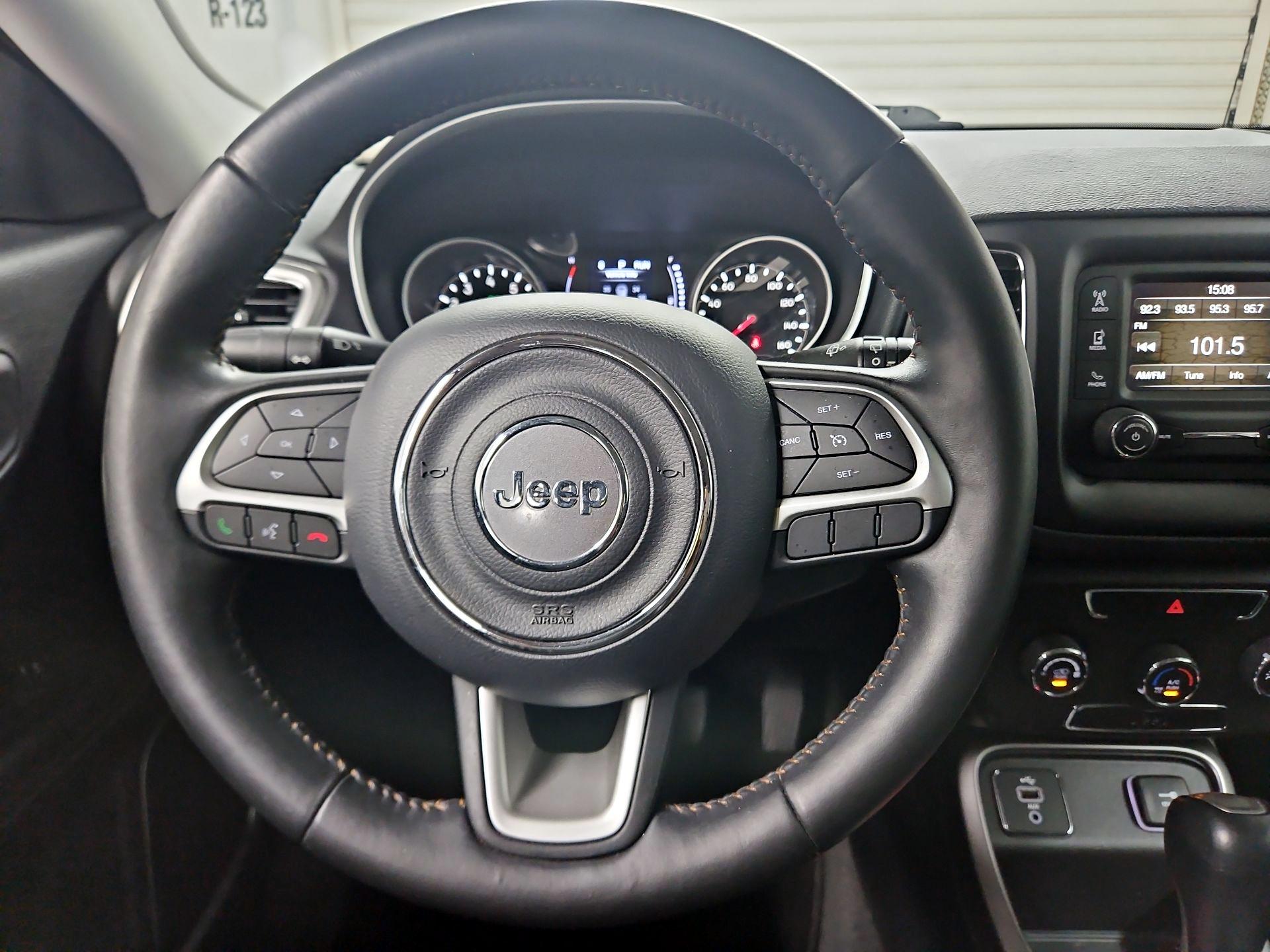 Thumbnail: 2018 Jeep Compass - 10