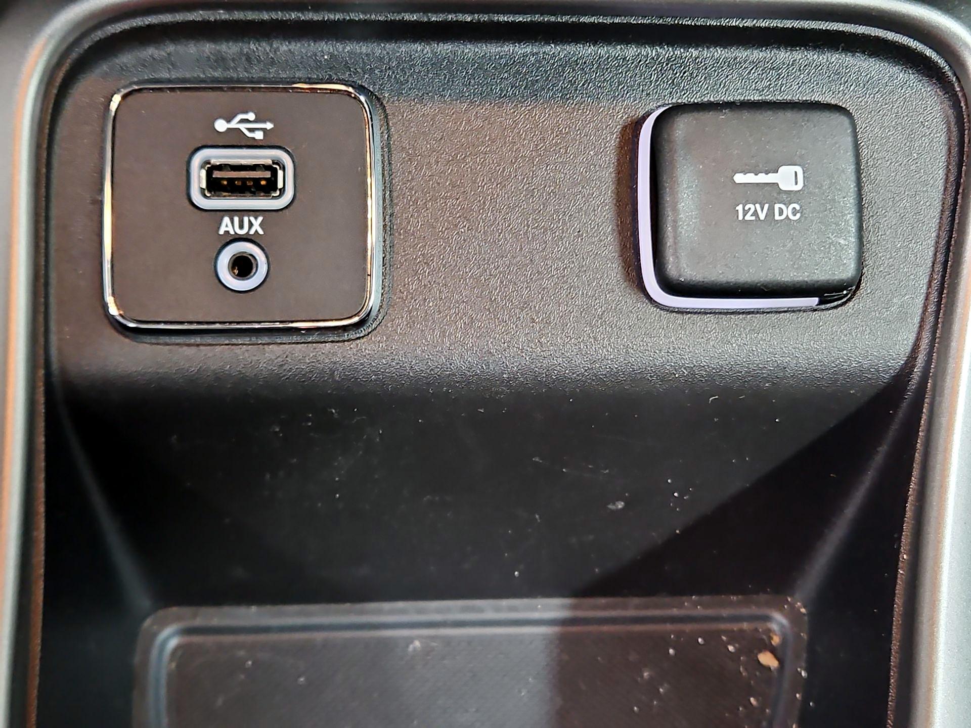 Thumbnail: 2018 Jeep Compass - 18