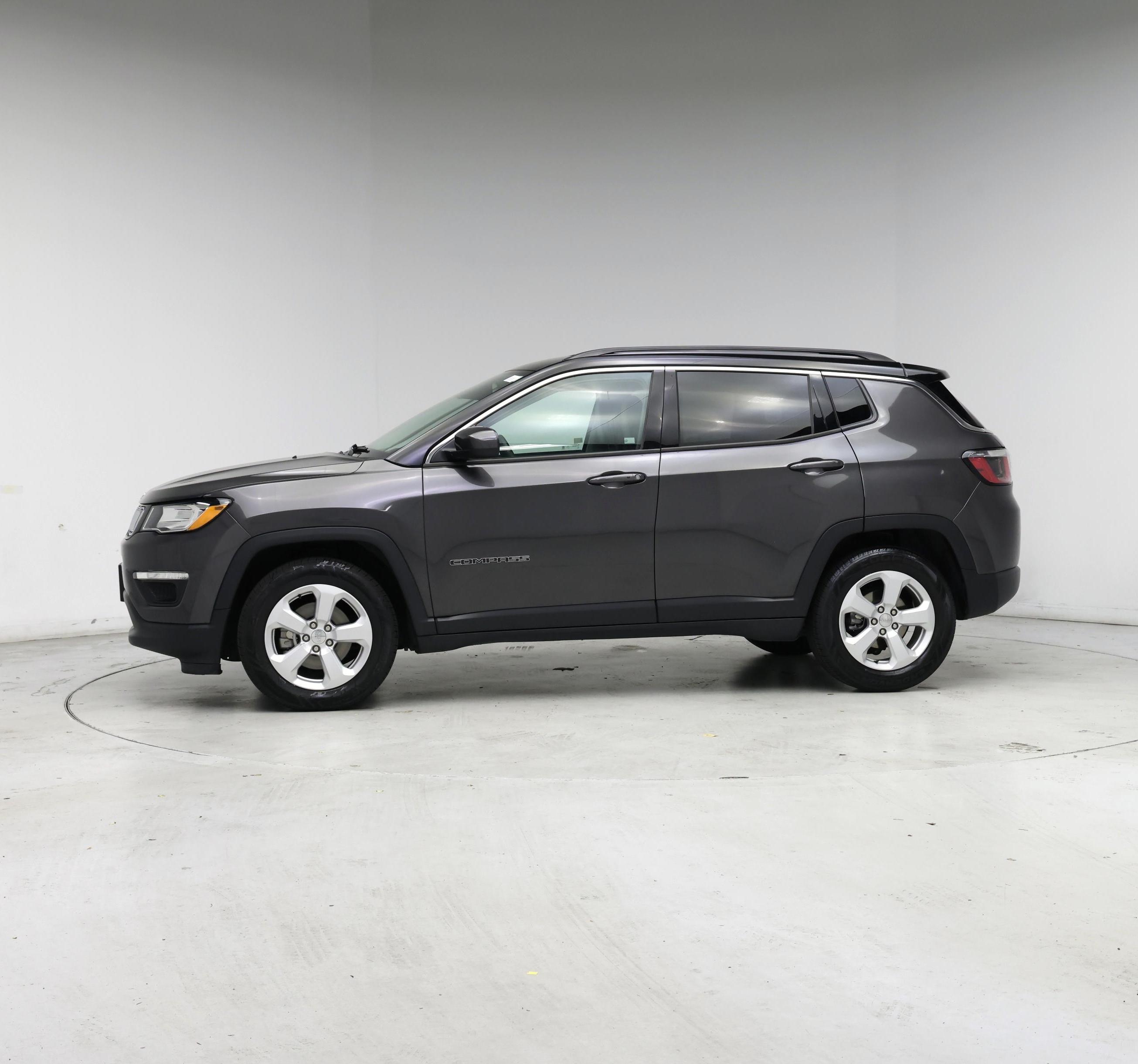 Thumbnail: 2018 Jeep Compass - 3