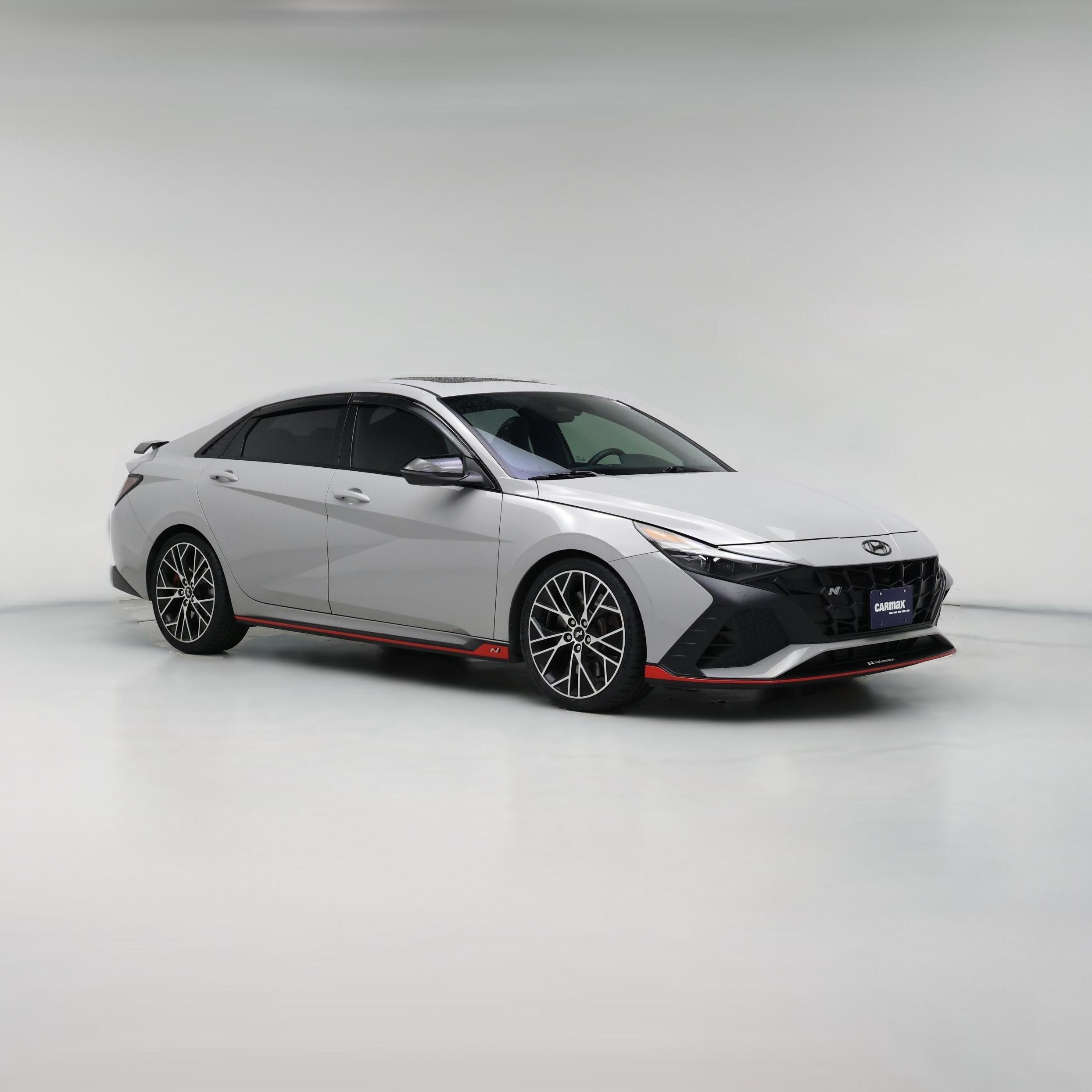 Thumbnail: 2022 Hyundai Elantra - 1