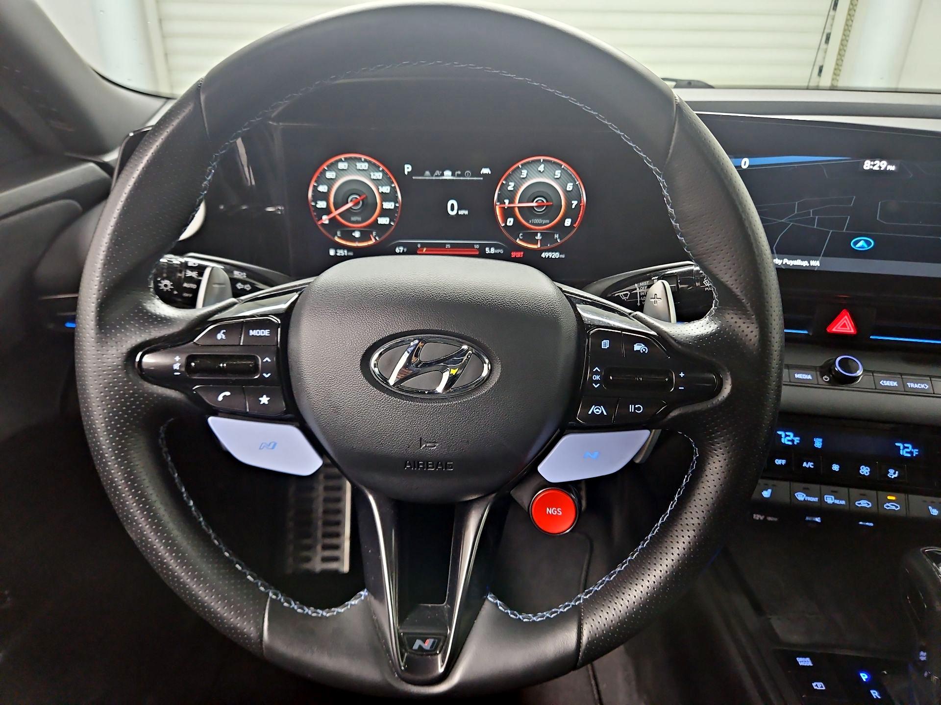 Thumbnail: 2022 Hyundai Elantra - 10