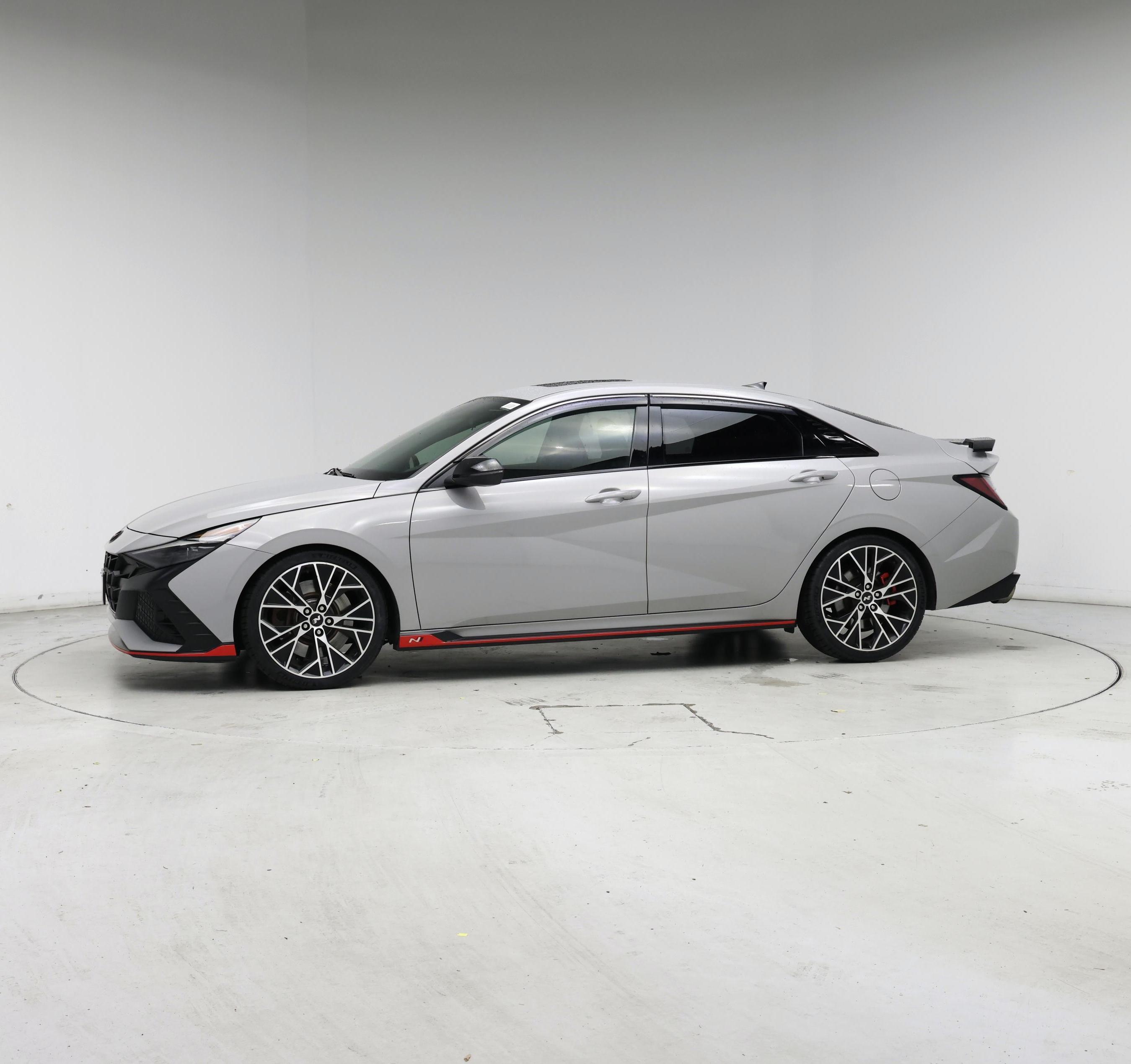 Thumbnail: 2022 Hyundai Elantra - 3