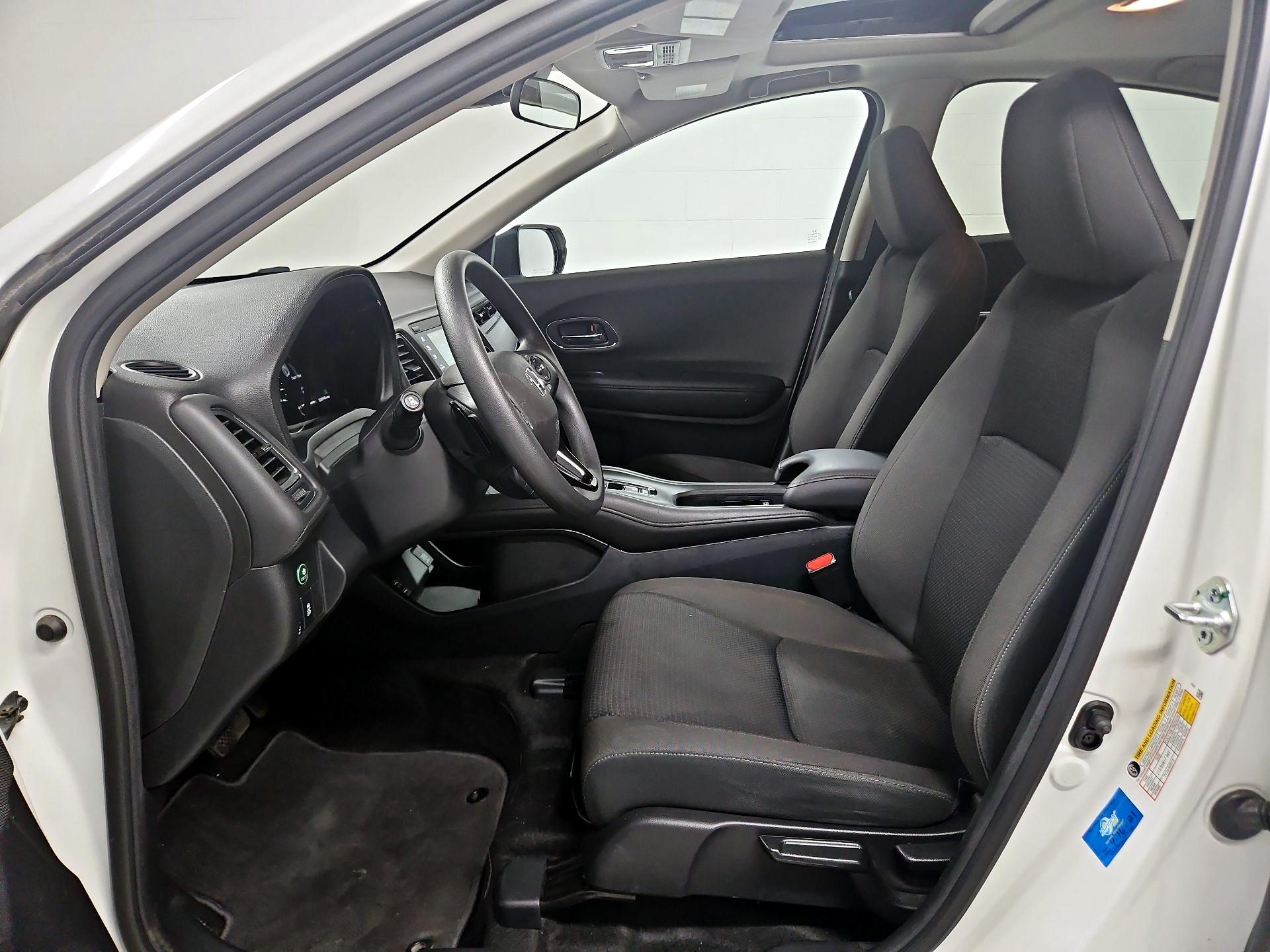 Thumbnail: 2022 Honda HR-V - 11