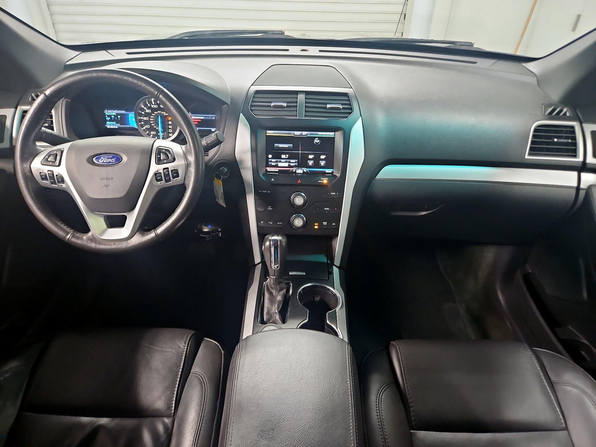 Thumbnail: 2014 Ford Explorer - 9