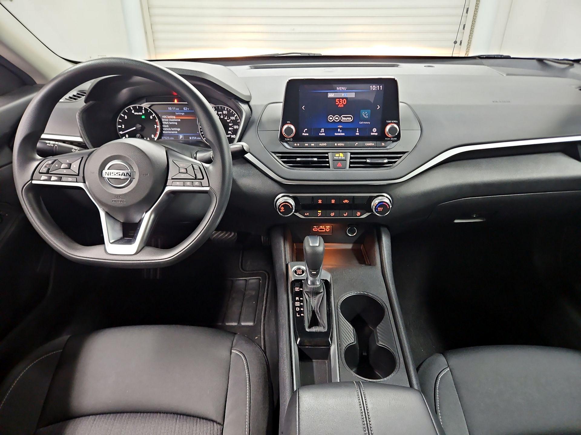 Thumbnail: 2019 Nissan Altima - 9