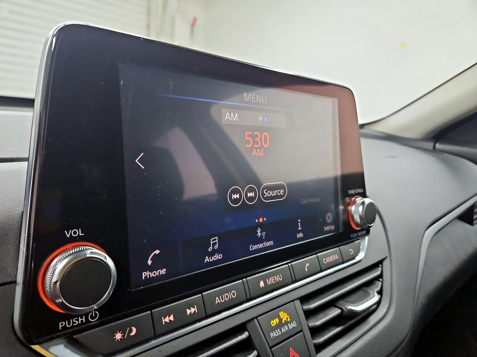 Thumbnail: 2019 Nissan Altima - 15