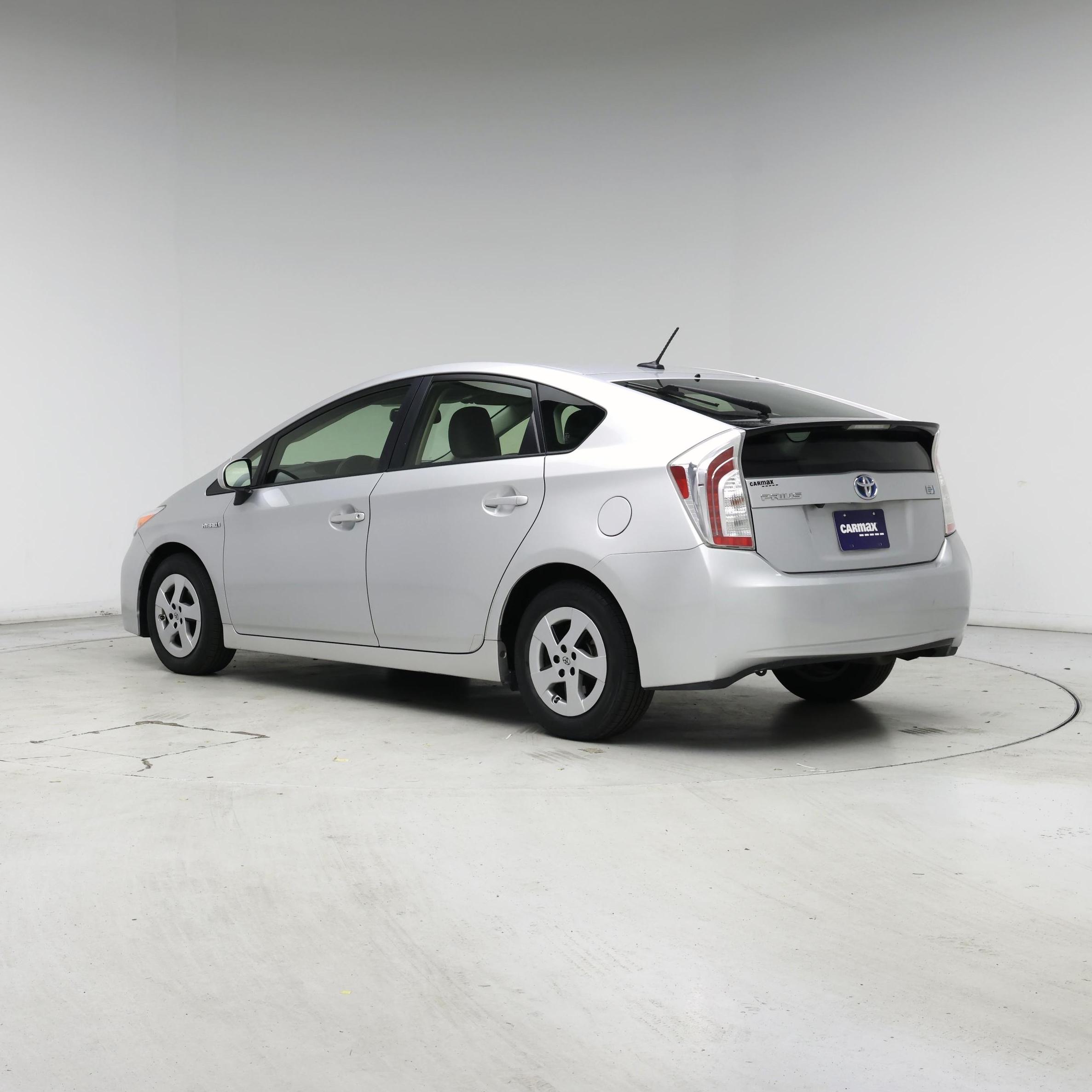 Thumbnail: 2015 Toyota Prius - 2