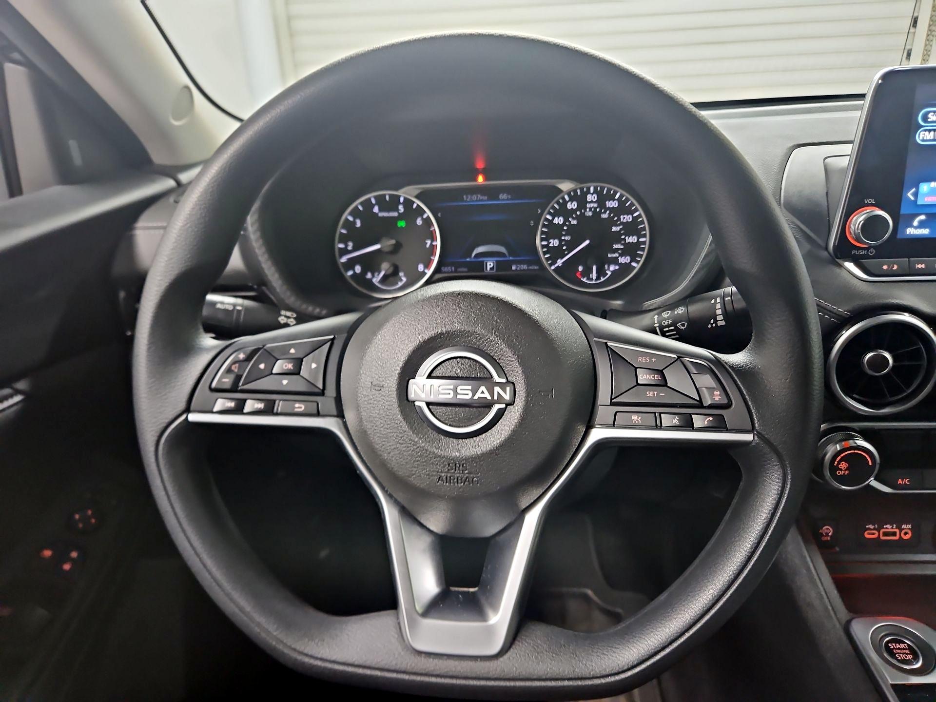 Thumbnail: 2024 Nissan Sentra - 10