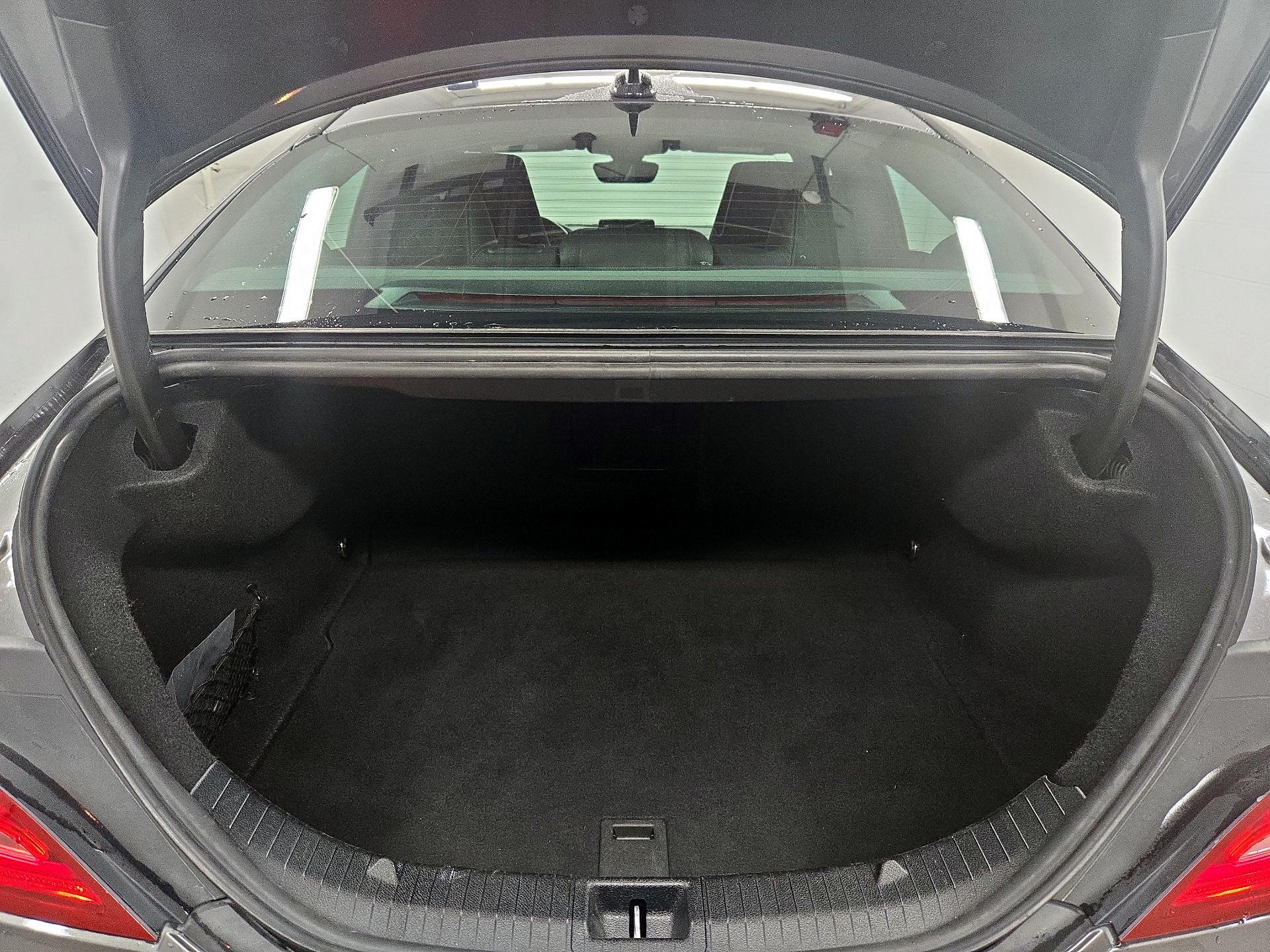 Thumbnail: 2017 Mercedes-Benz CLA - 20