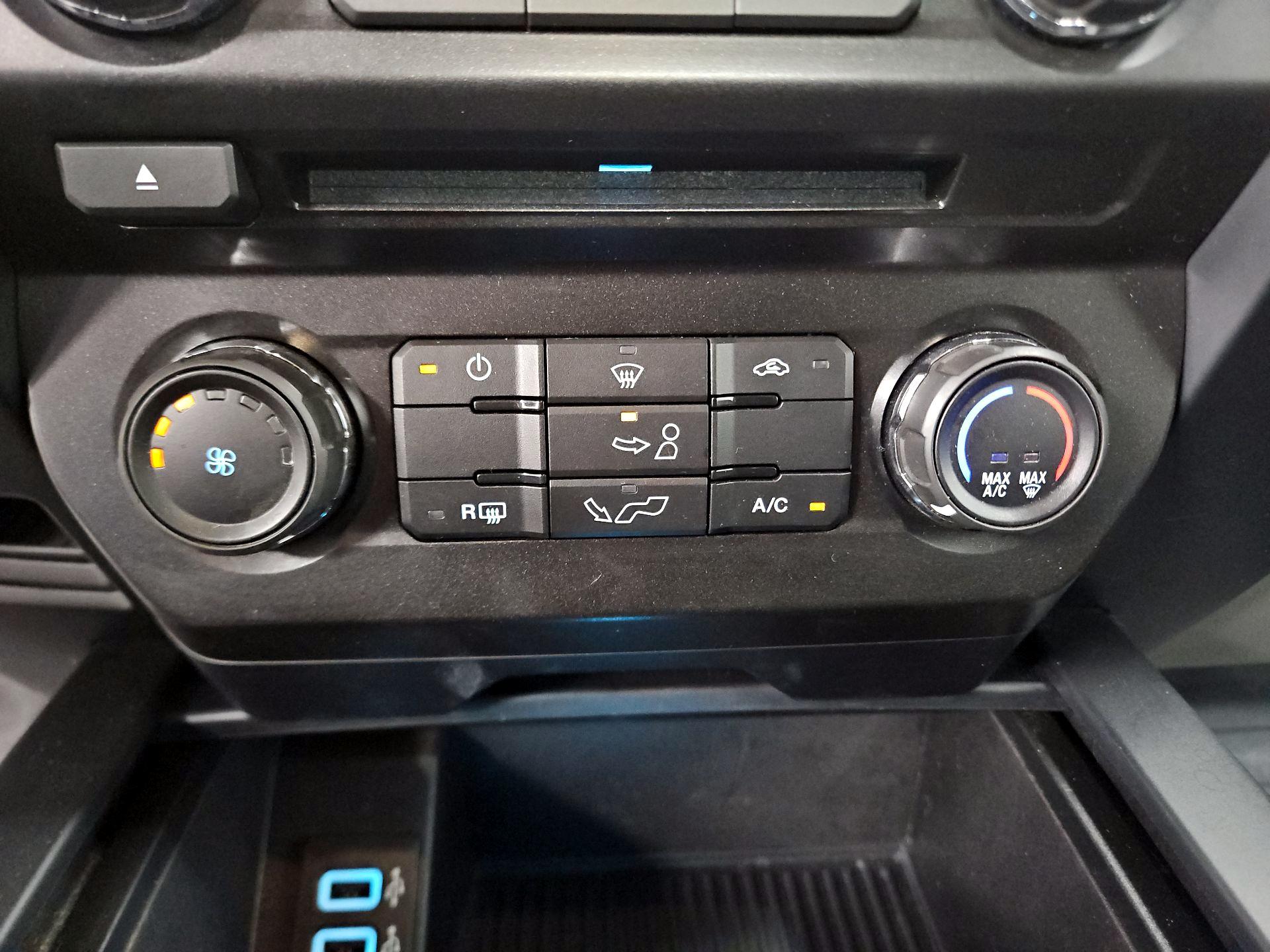 Thumbnail: 2018 Ford F-150 - 16