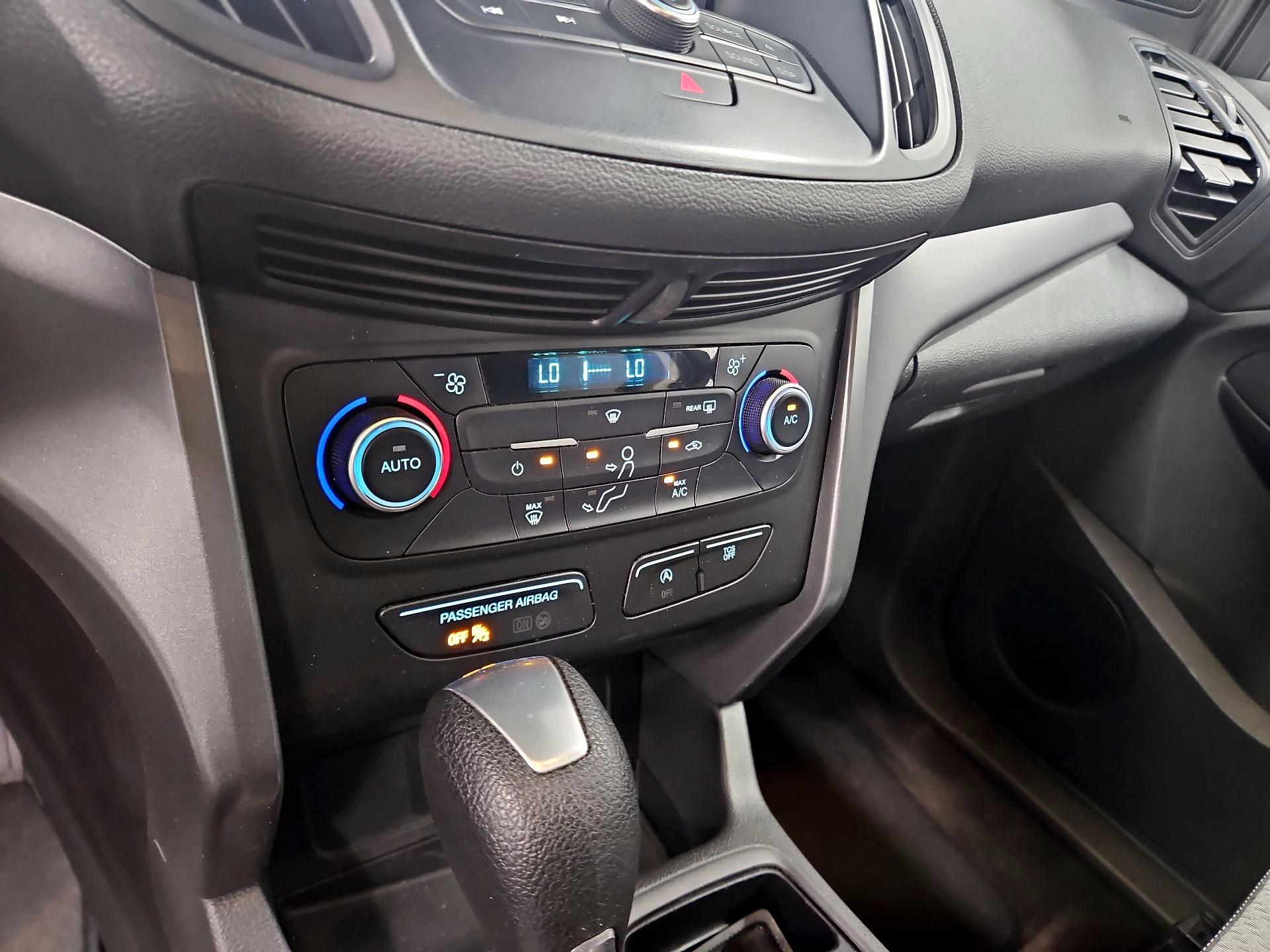 Thumbnail: 2017 Ford Escape - 16