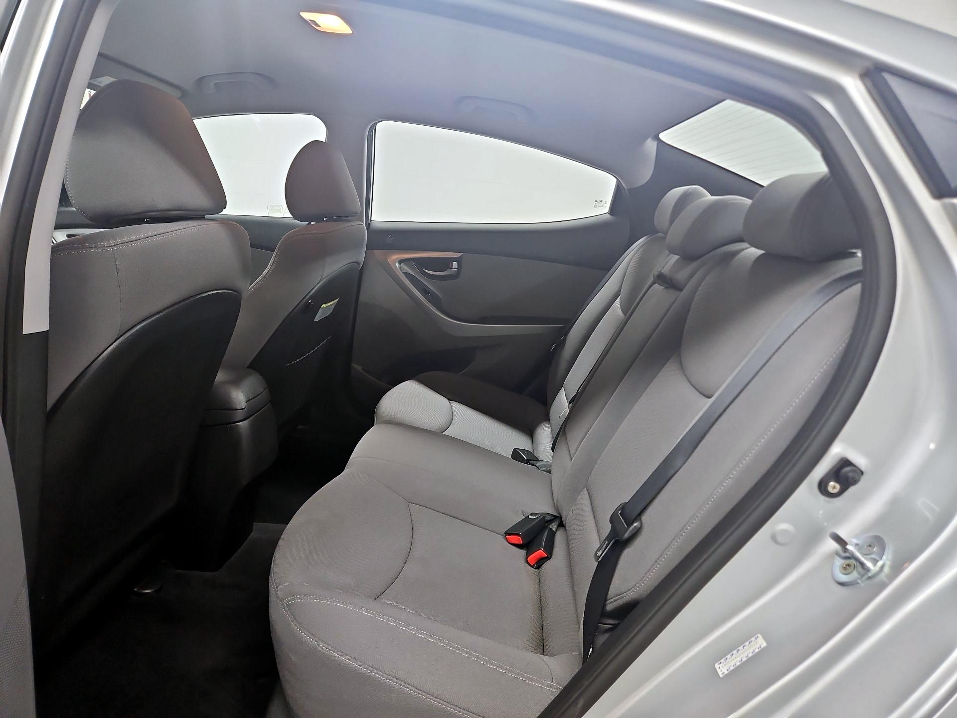 Thumbnail: 2016 Hyundai Elantra - 18