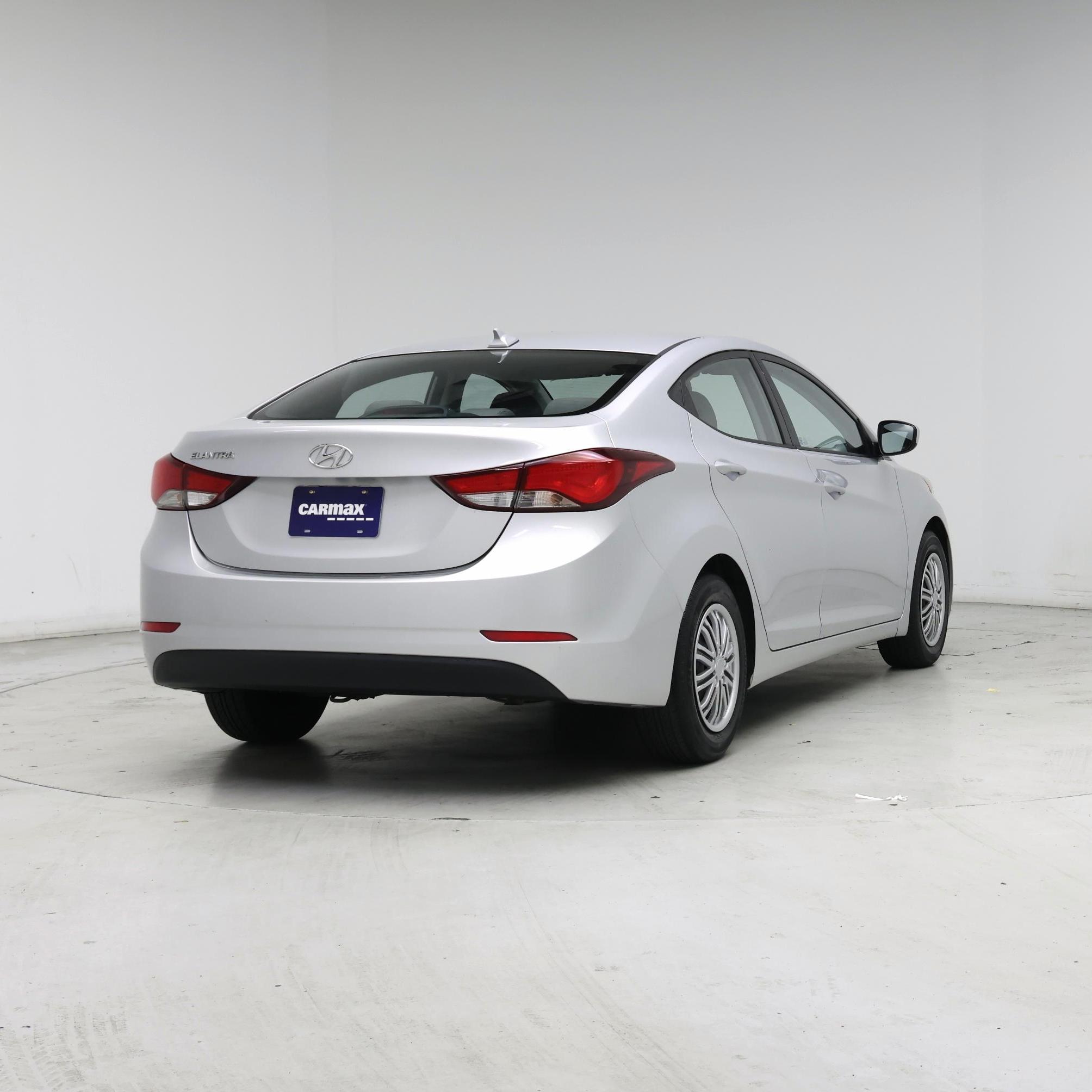 Thumbnail: 2016 Hyundai Elantra - 8