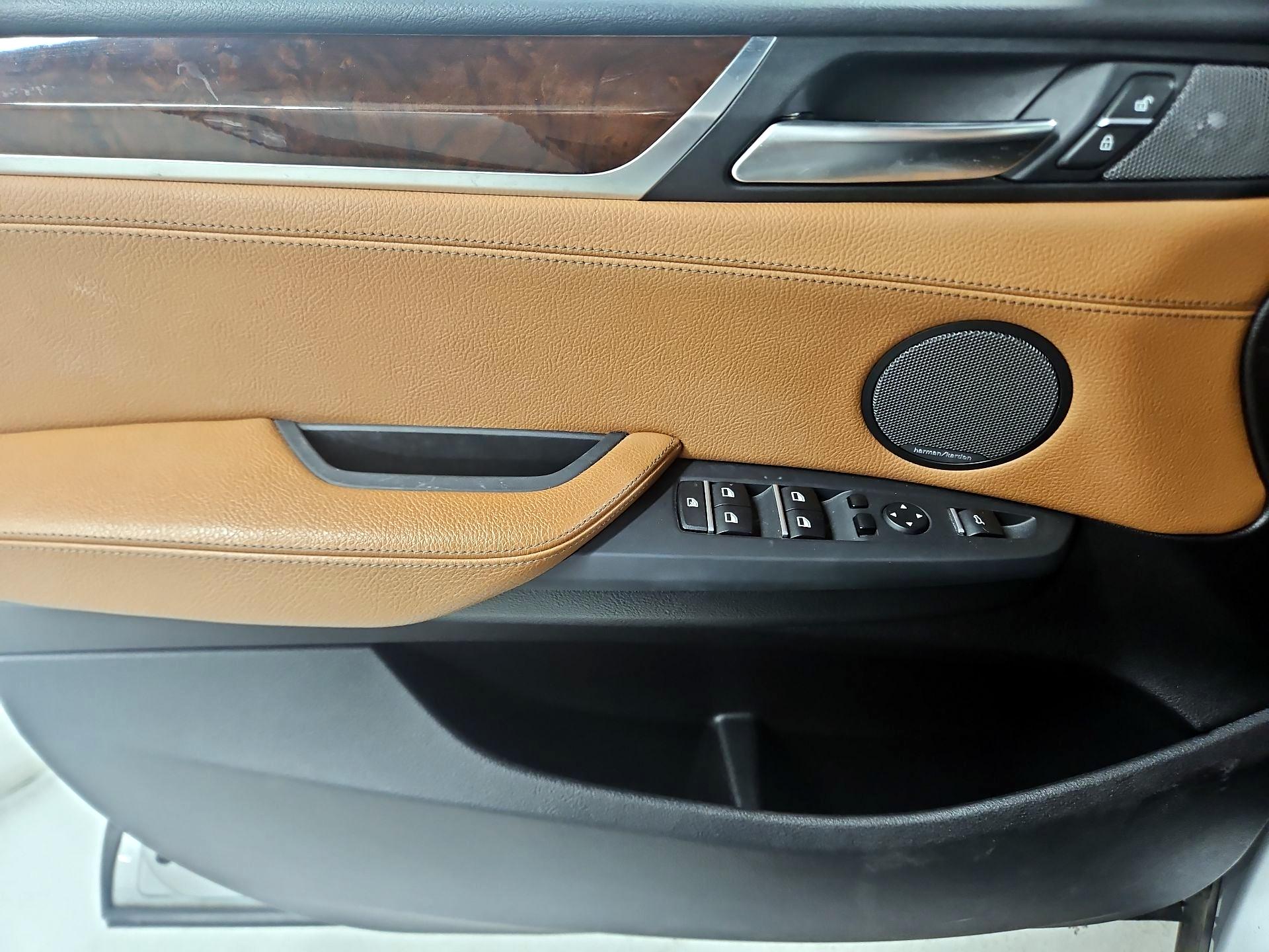 Thumbnail: 2016 BMW X3 - 12