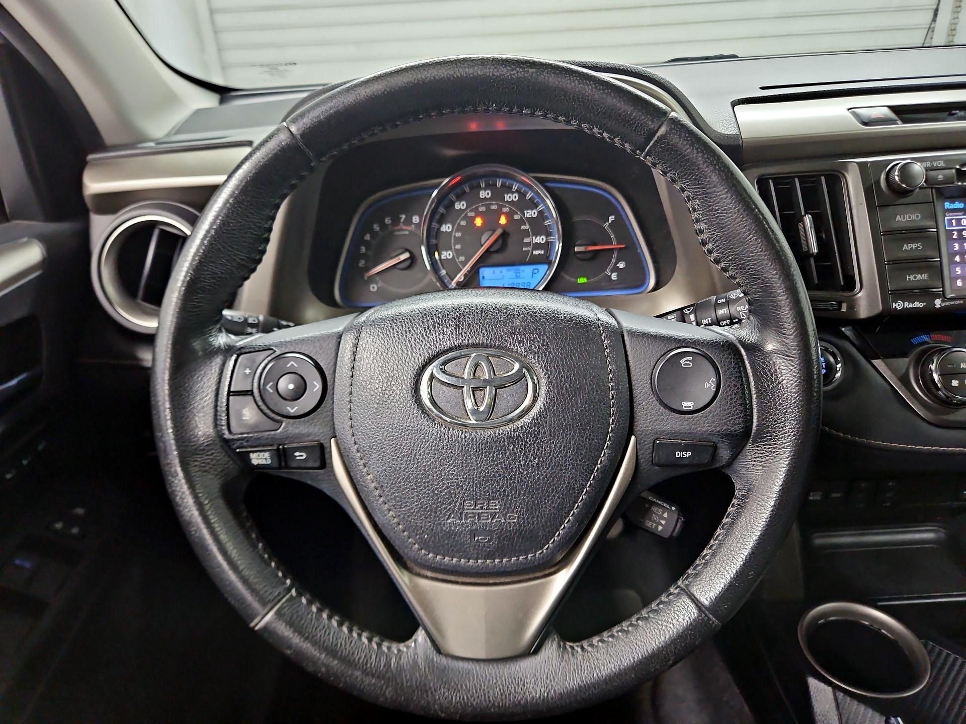 Thumbnail: 2014 Toyota RAV4 - 10