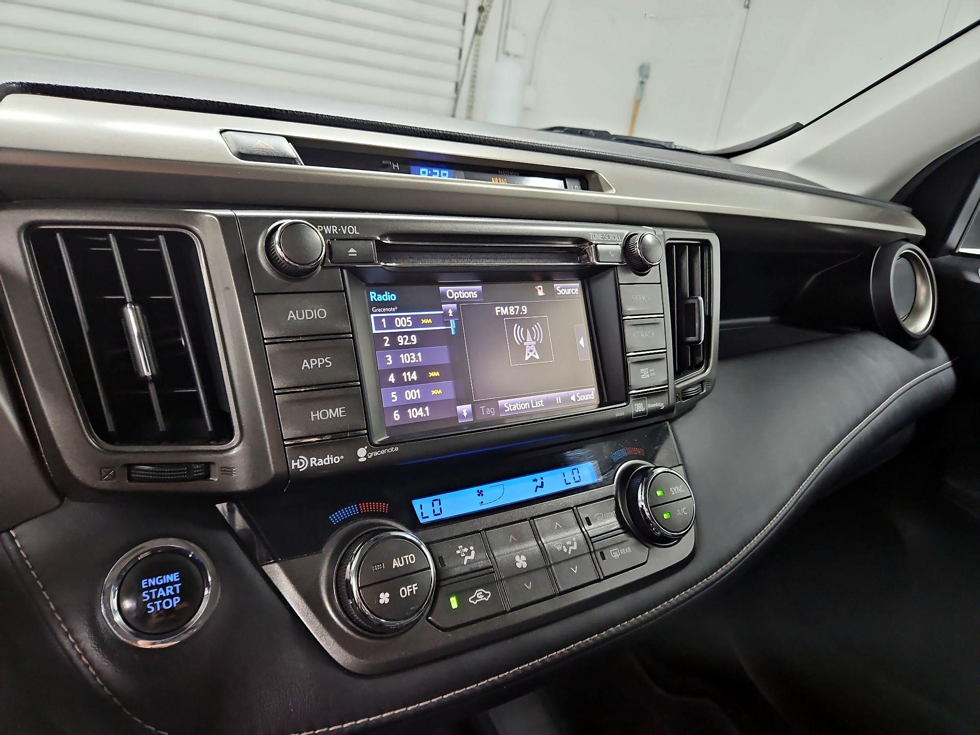 Thumbnail: 2014 Toyota RAV4 - 15
