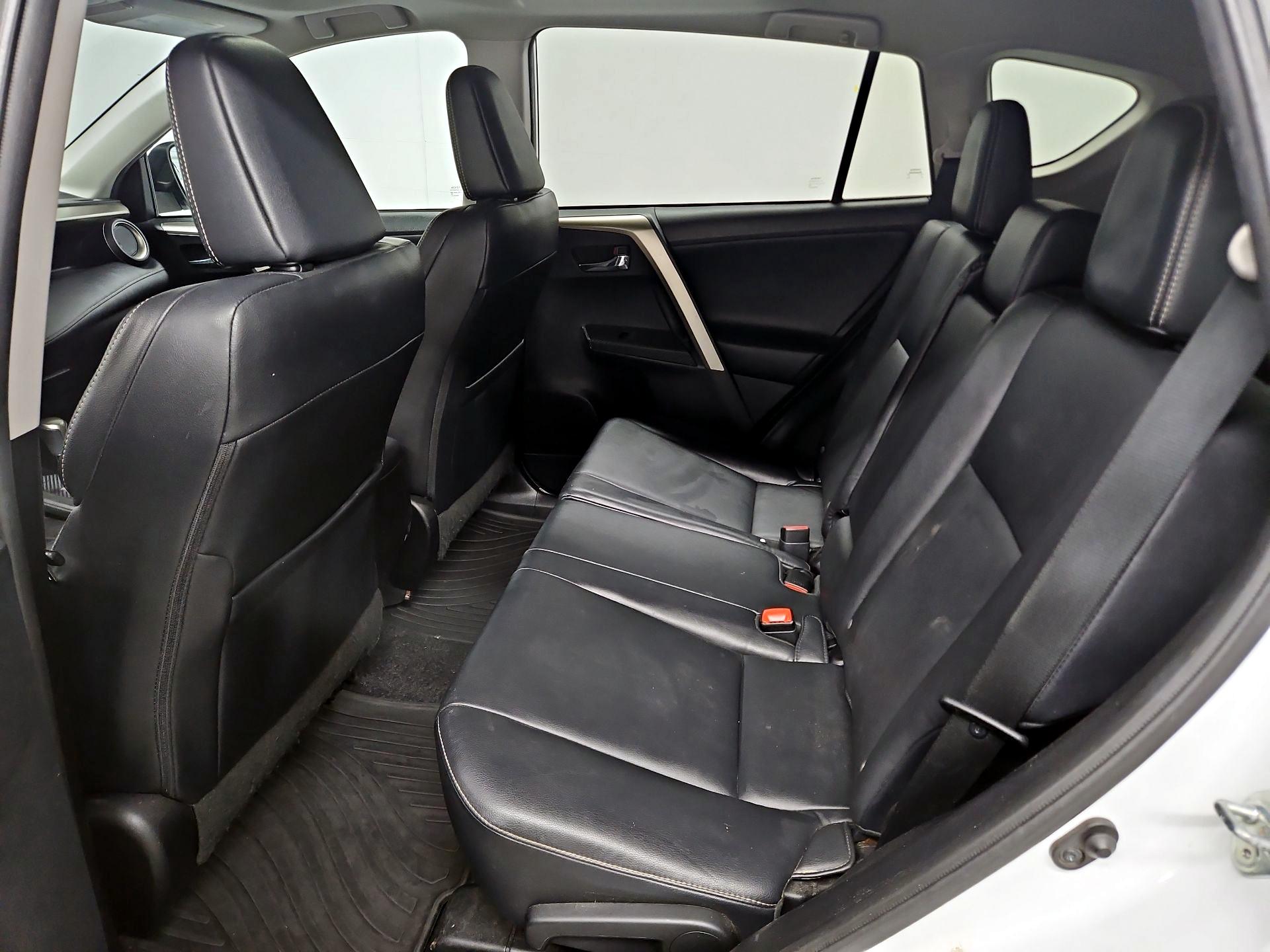 Thumbnail: 2014 Toyota RAV4 - 20