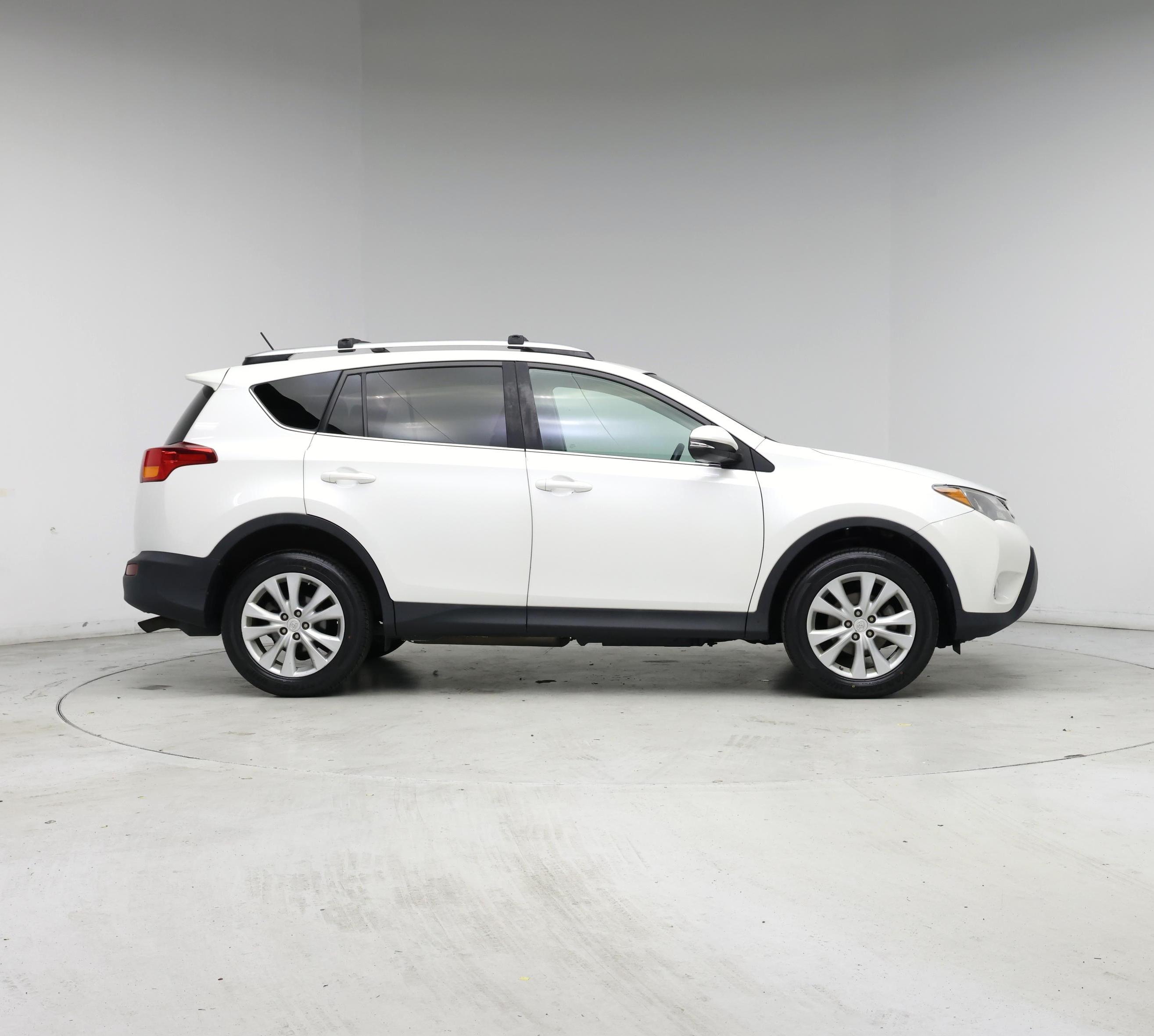 Thumbnail: 2014 Toyota RAV4 - 7