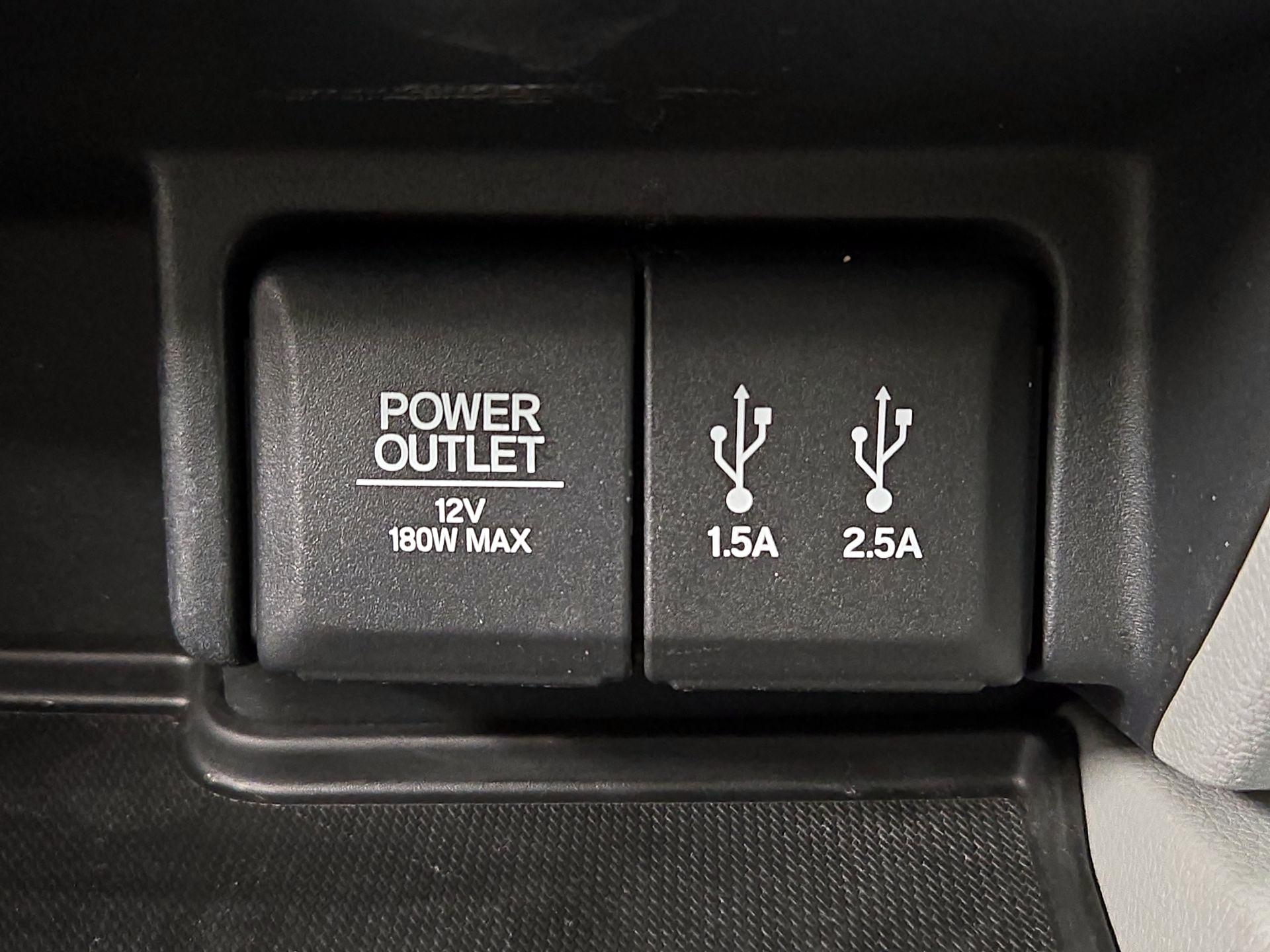 Thumbnail: 2016 Honda Pilot - 18