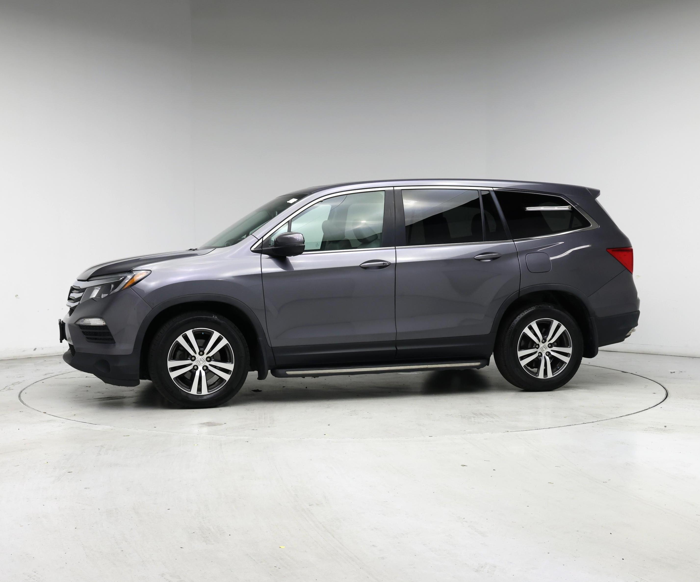 Thumbnail: 2016 Honda Pilot - 3