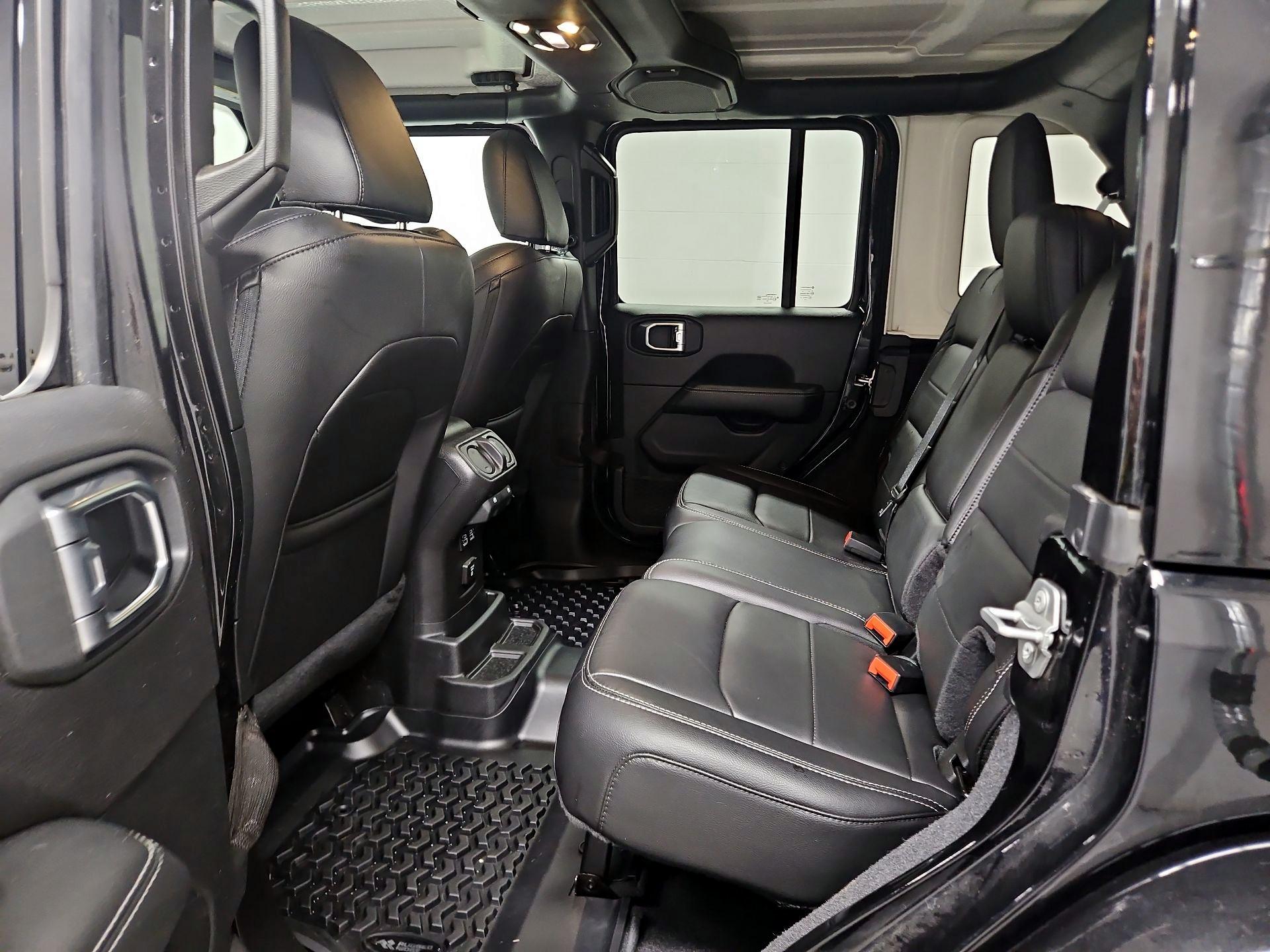 Thumbnail: 2019 Jeep Wrangler - 20