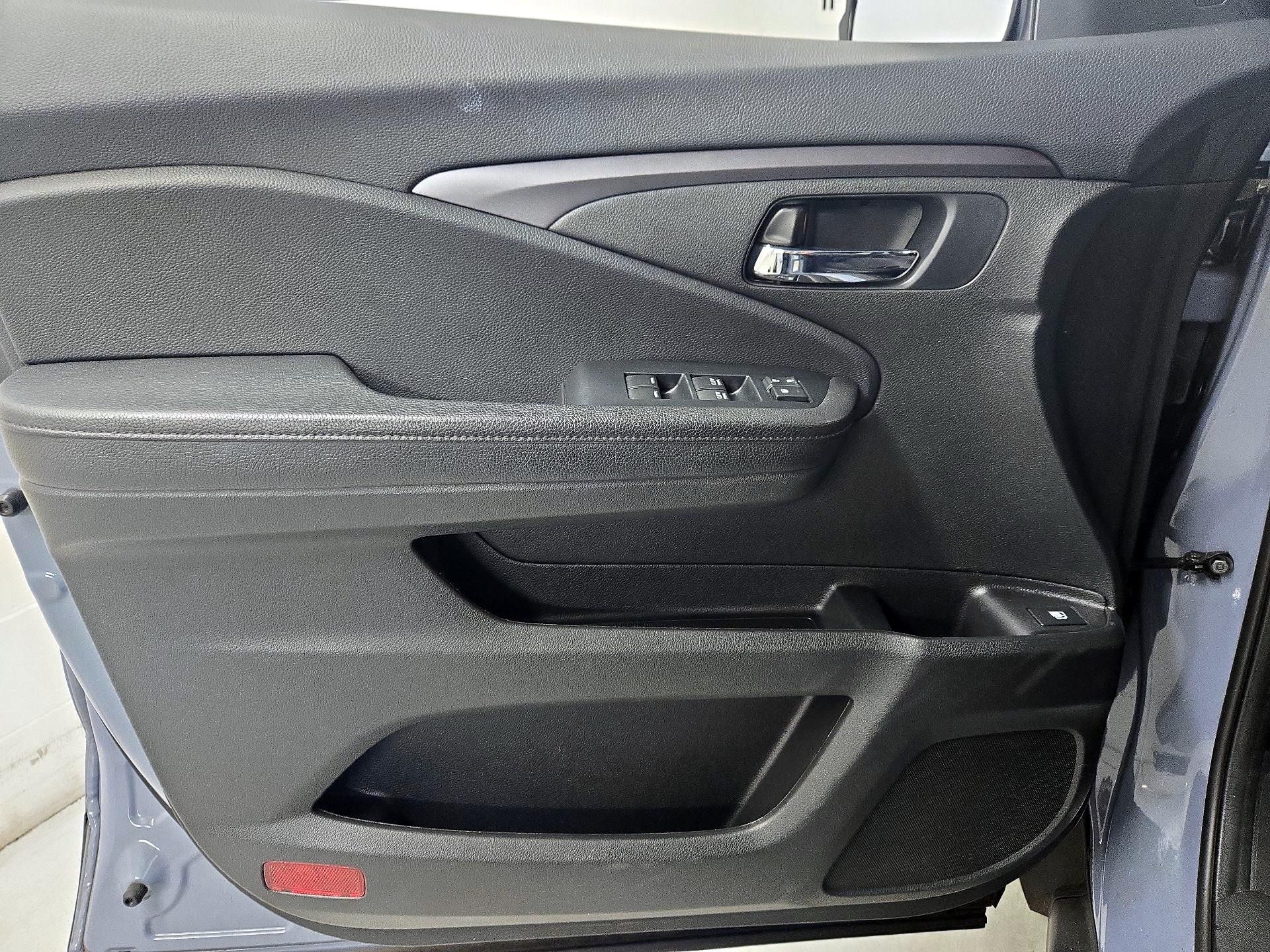 Thumbnail: 2022 Honda Pilot - 12