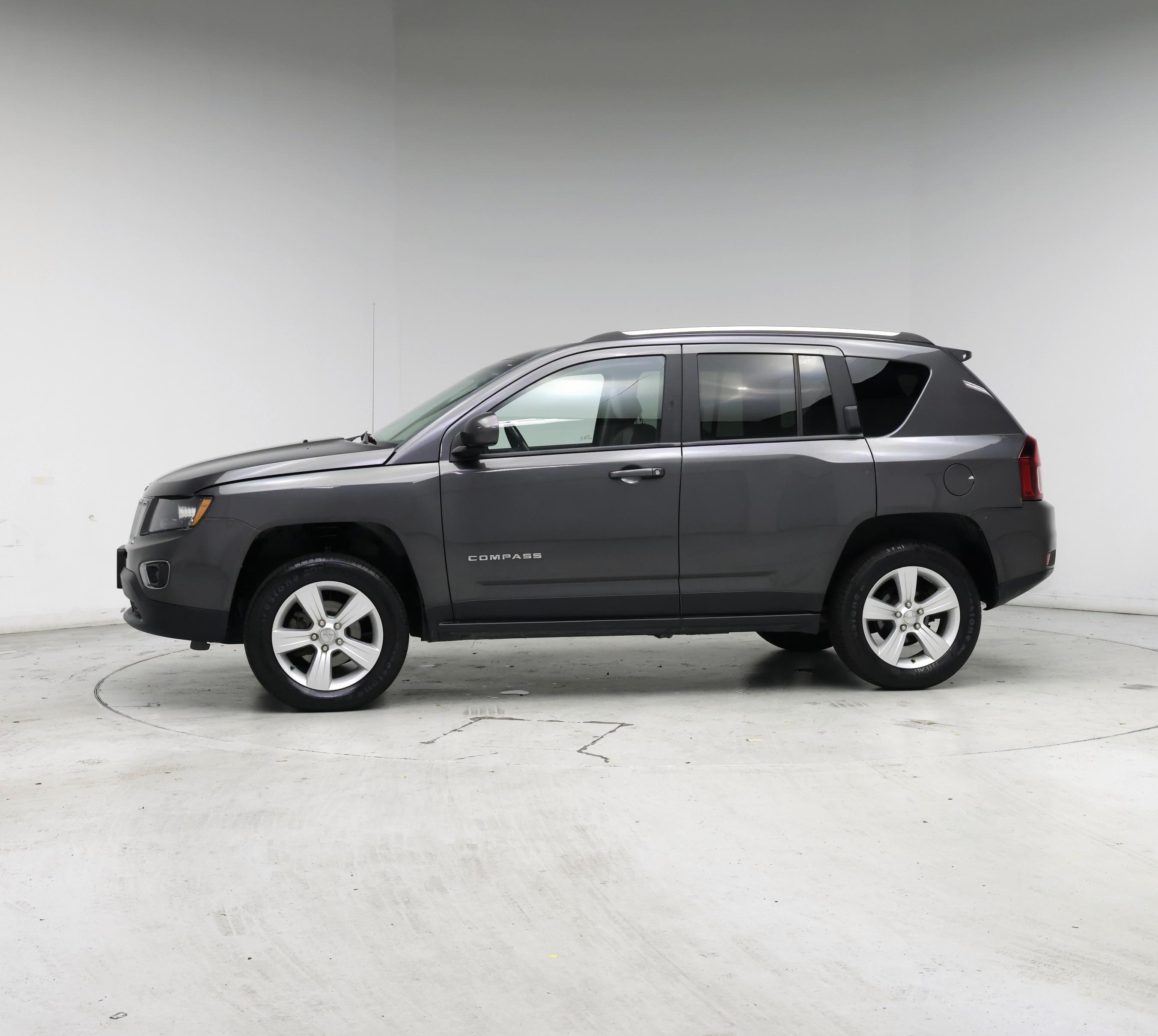 Thumbnail: 2015 Jeep Compass - 3