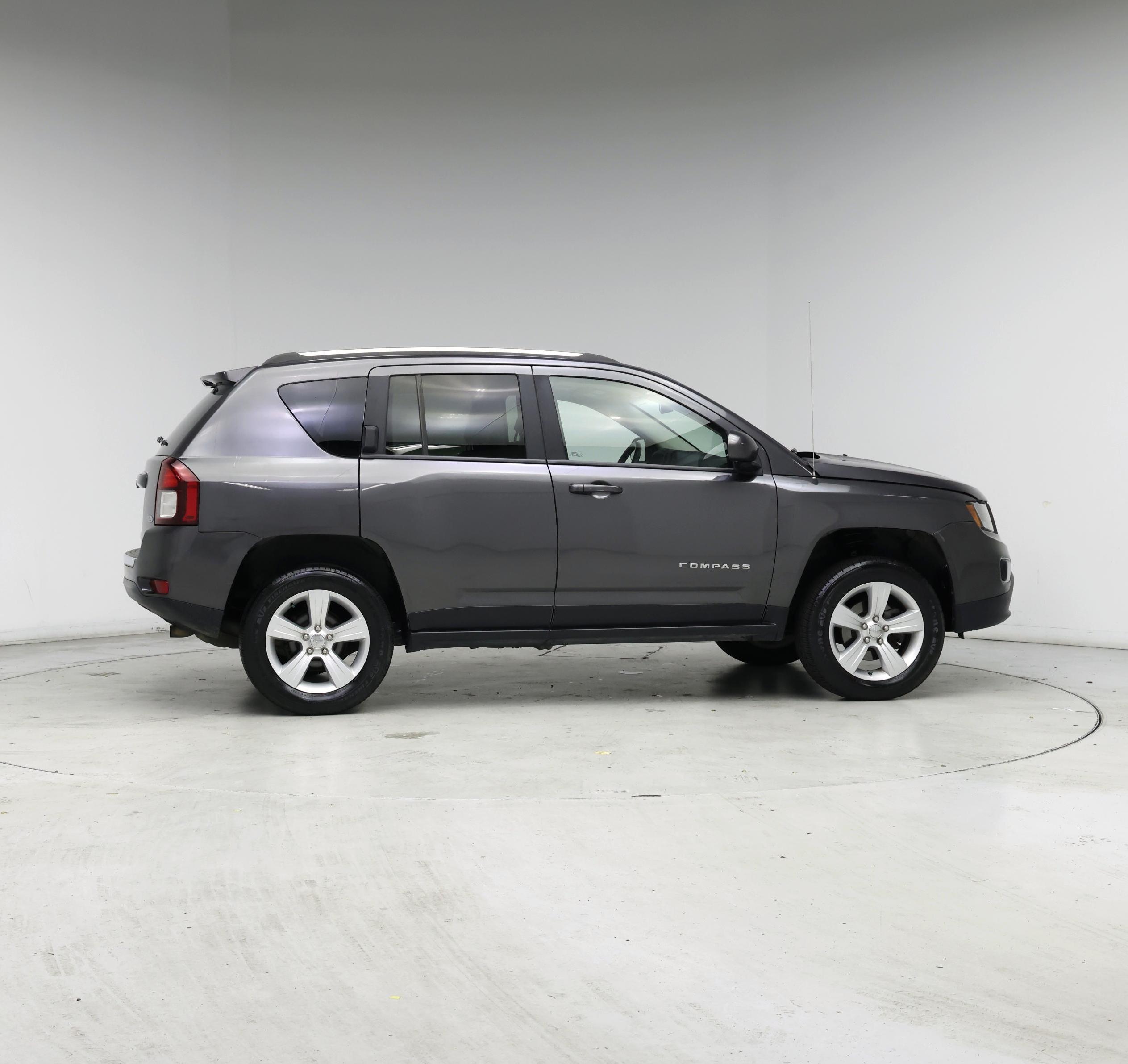 Thumbnail: 2015 Jeep Compass - 7