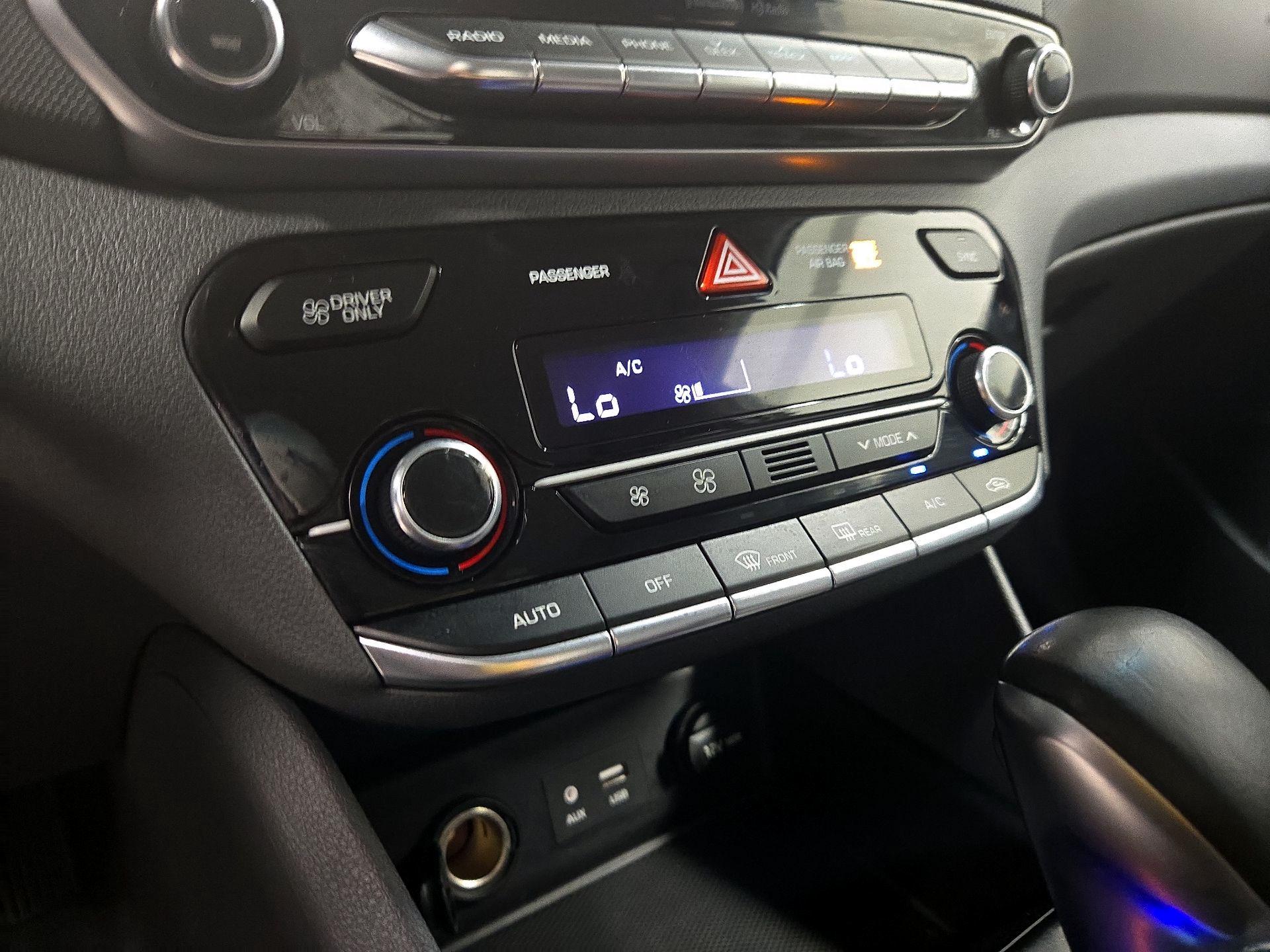 Thumbnail: 2018 Hyundai Ioniq - 16