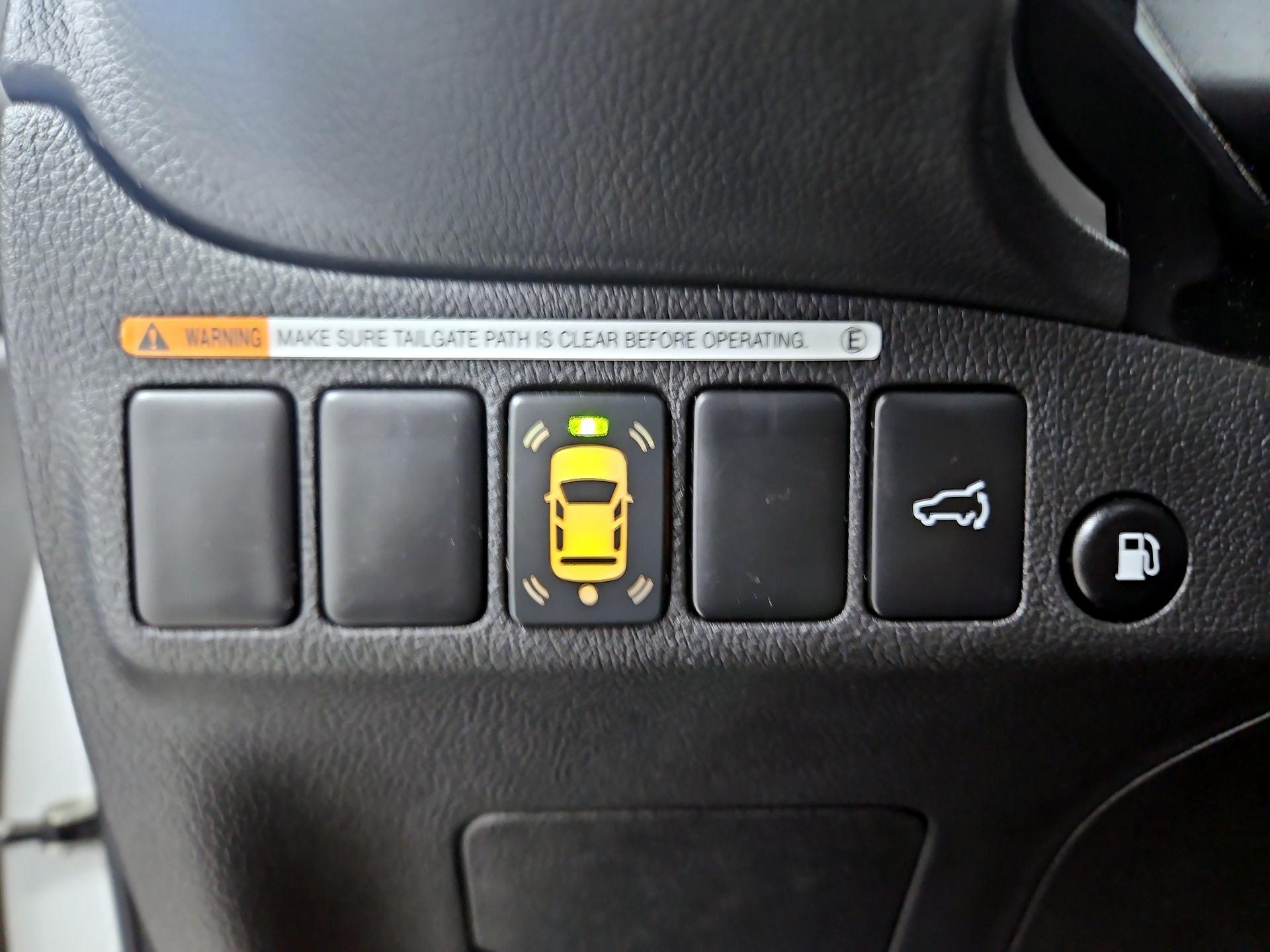 Thumbnail: 2019 Mitsubishi Outlander - 13