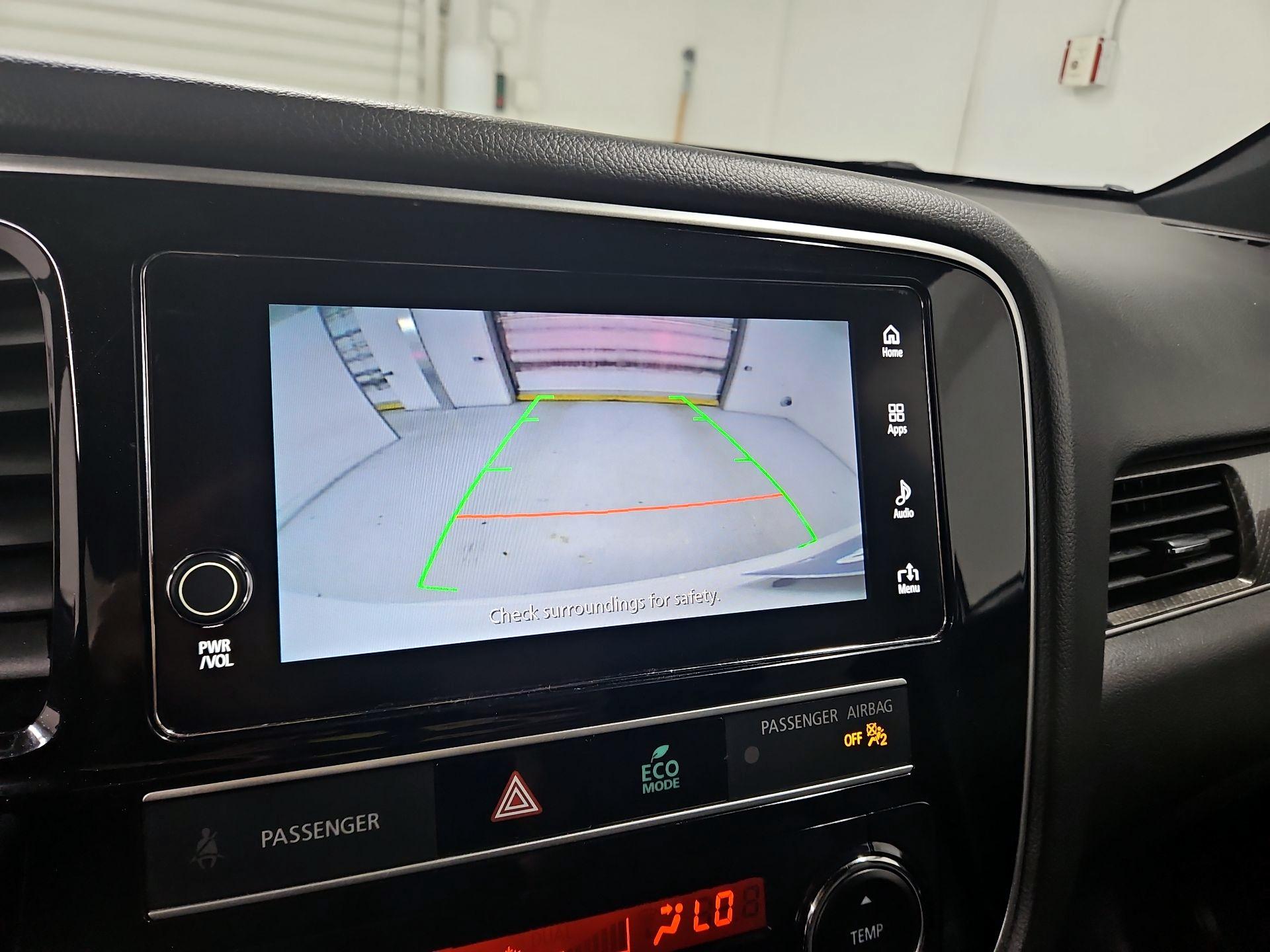 Thumbnail: 2019 Mitsubishi Outlander - 14