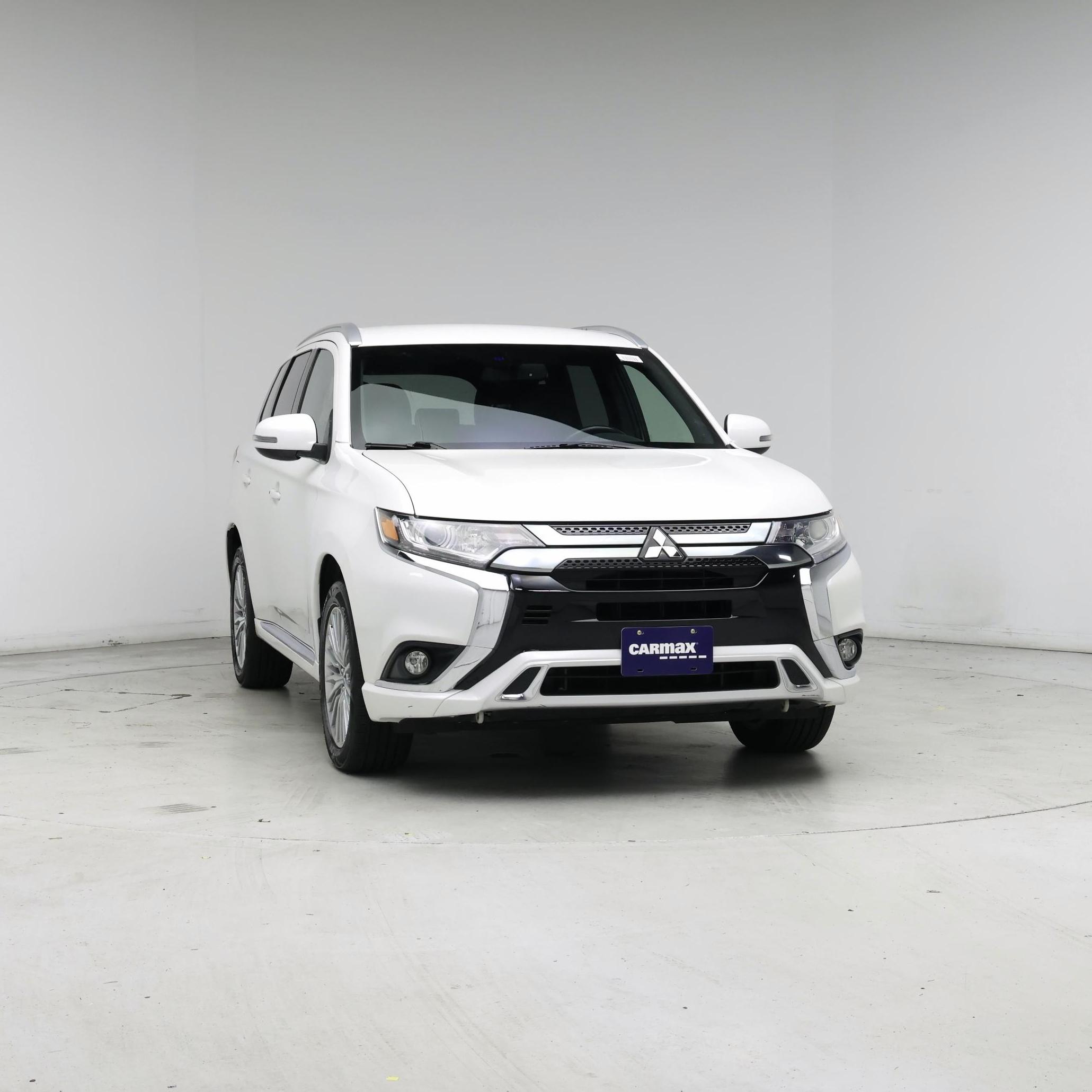 Thumbnail: 2019 Mitsubishi Outlander - 5