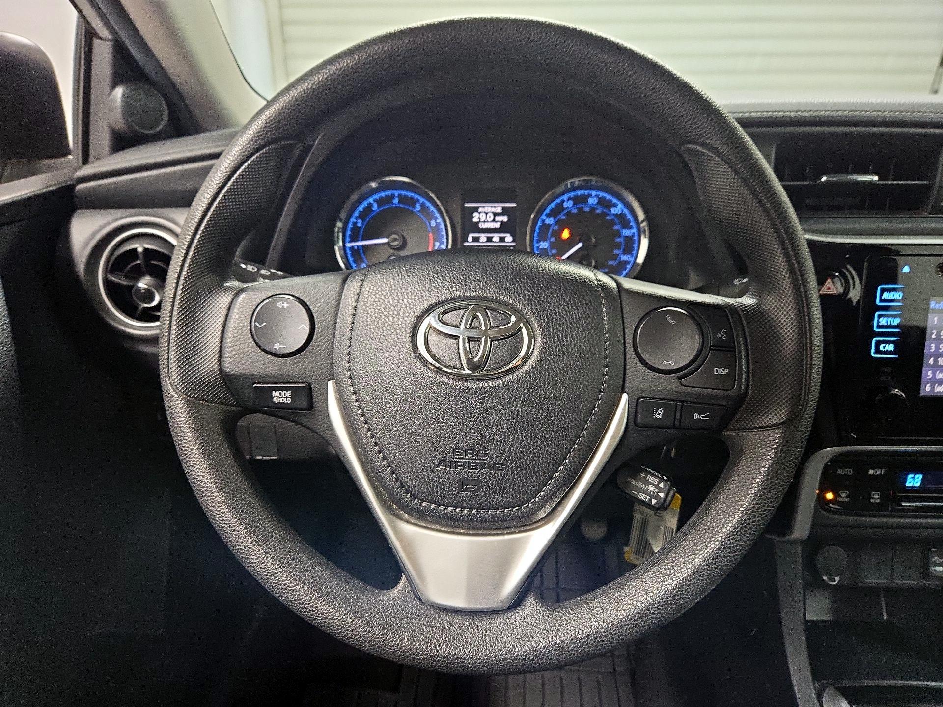 Thumbnail: 2018 Toyota Corolla - 10