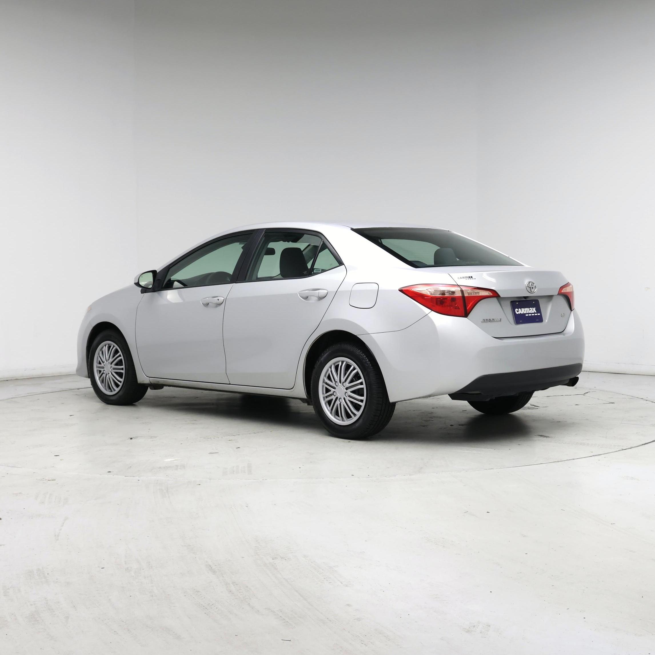 Thumbnail: 2018 Toyota Corolla - 2