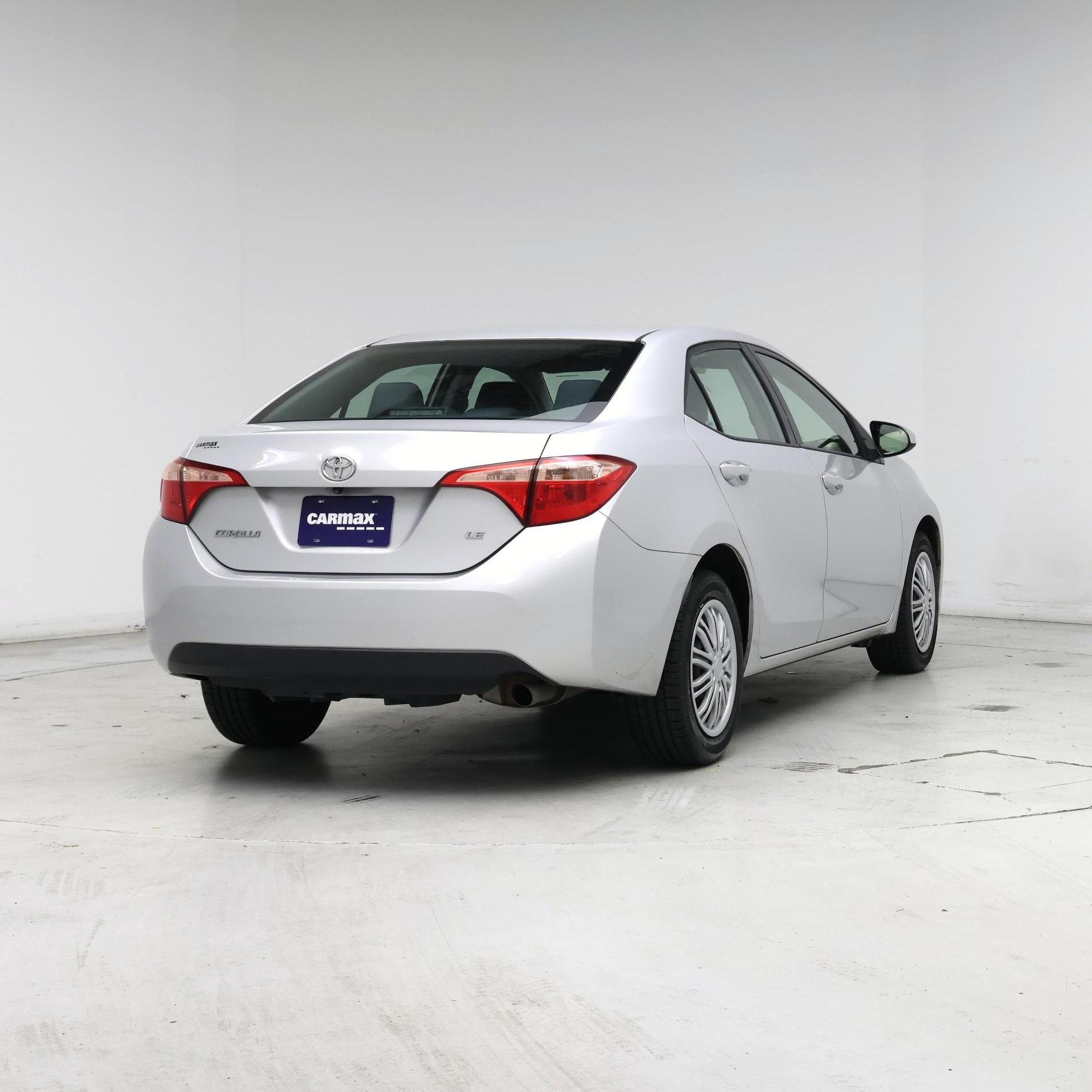 Thumbnail: 2018 Toyota Corolla - 8