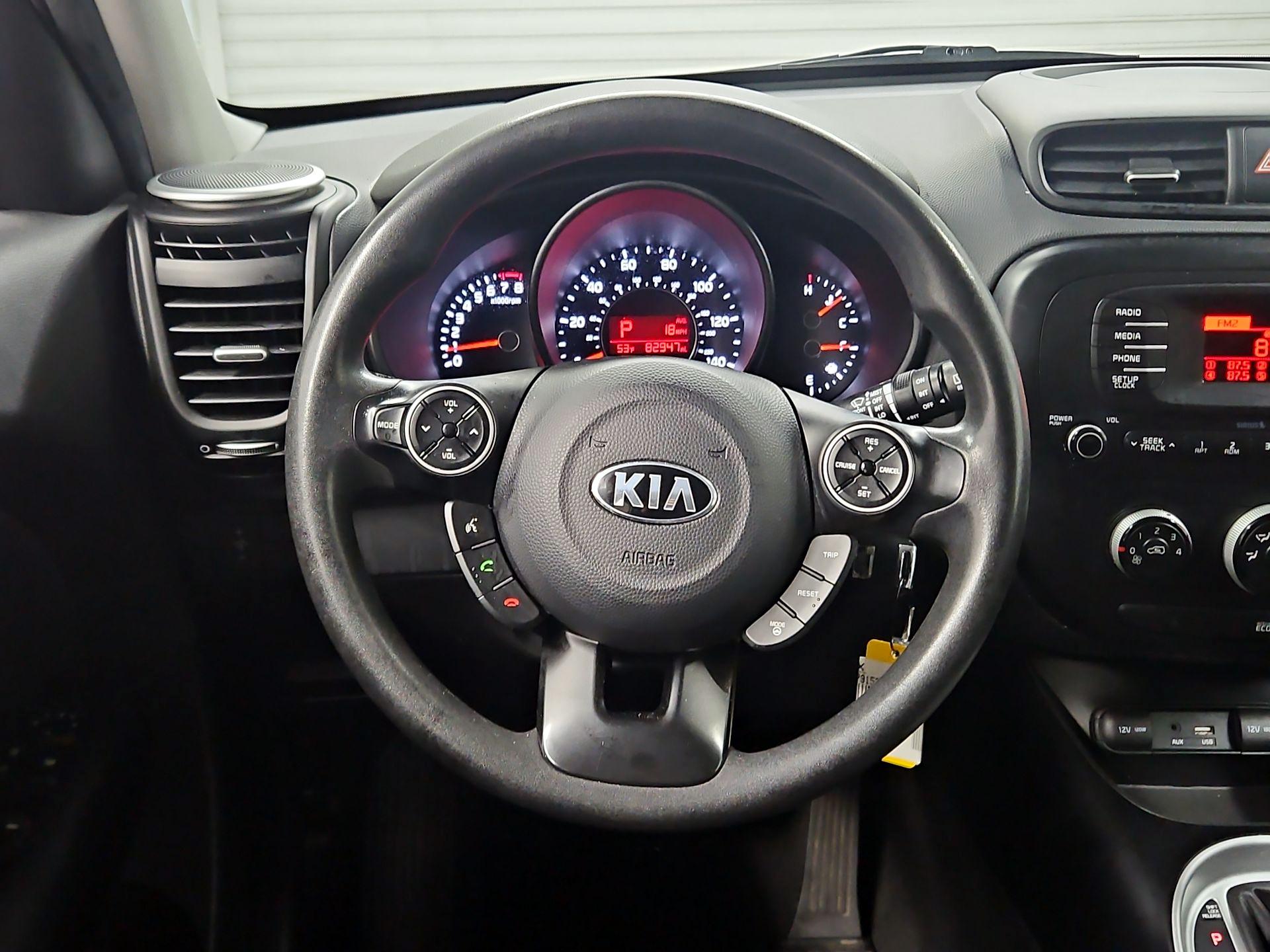 Thumbnail: 2016 Kia Soul - 10