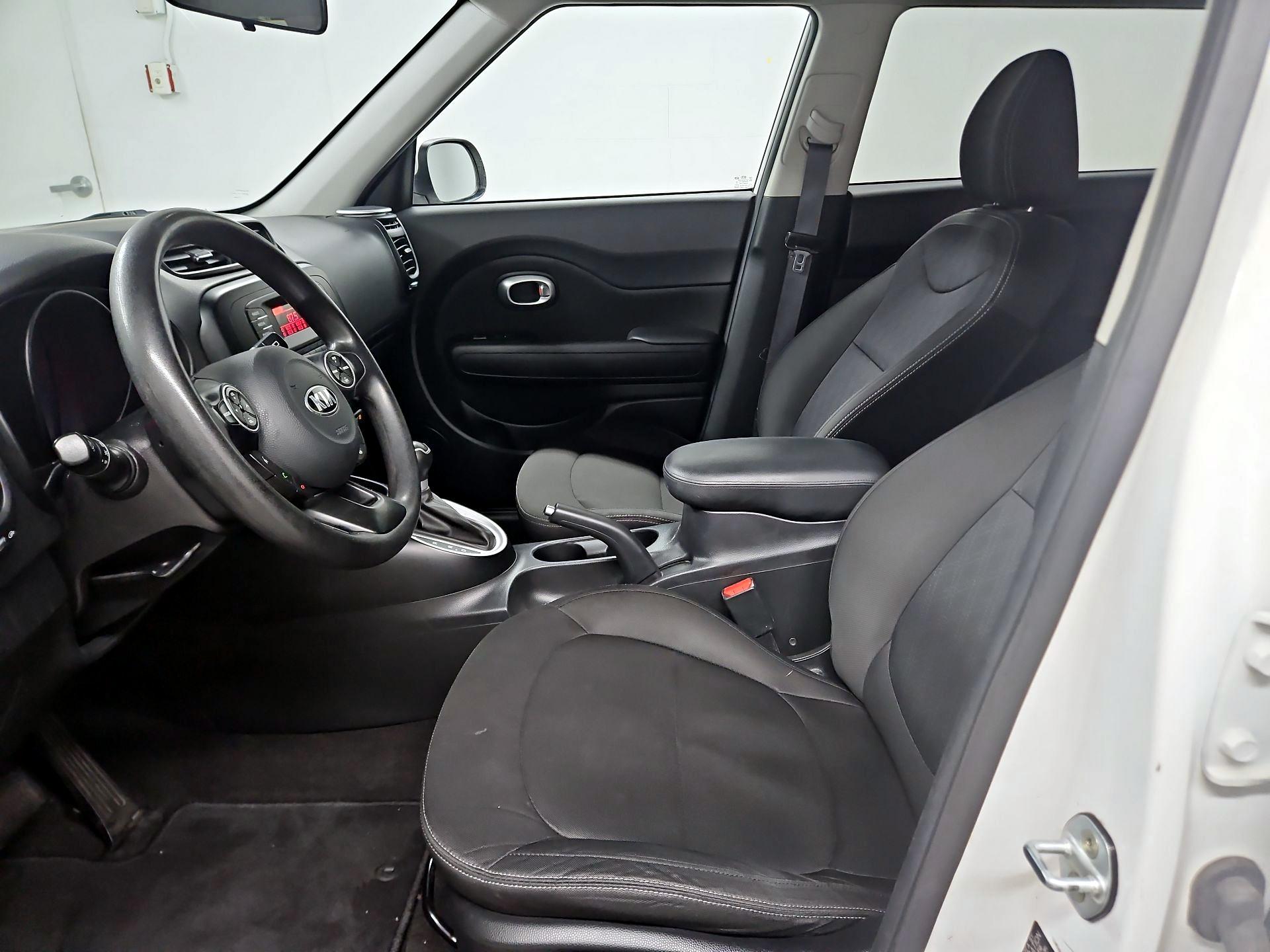 Thumbnail: 2016 Kia Soul - 11