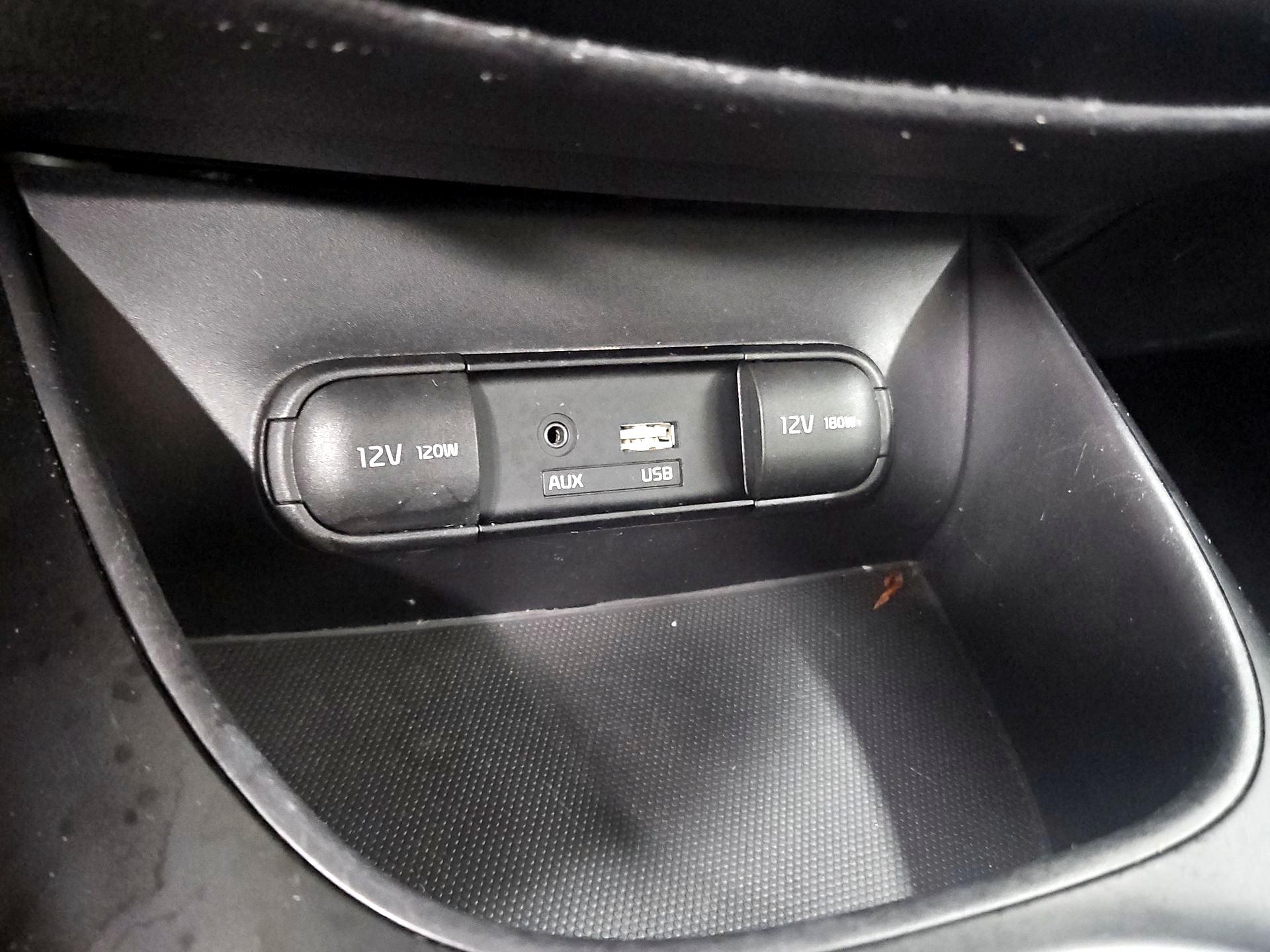 Thumbnail: 2016 Kia Soul - 17