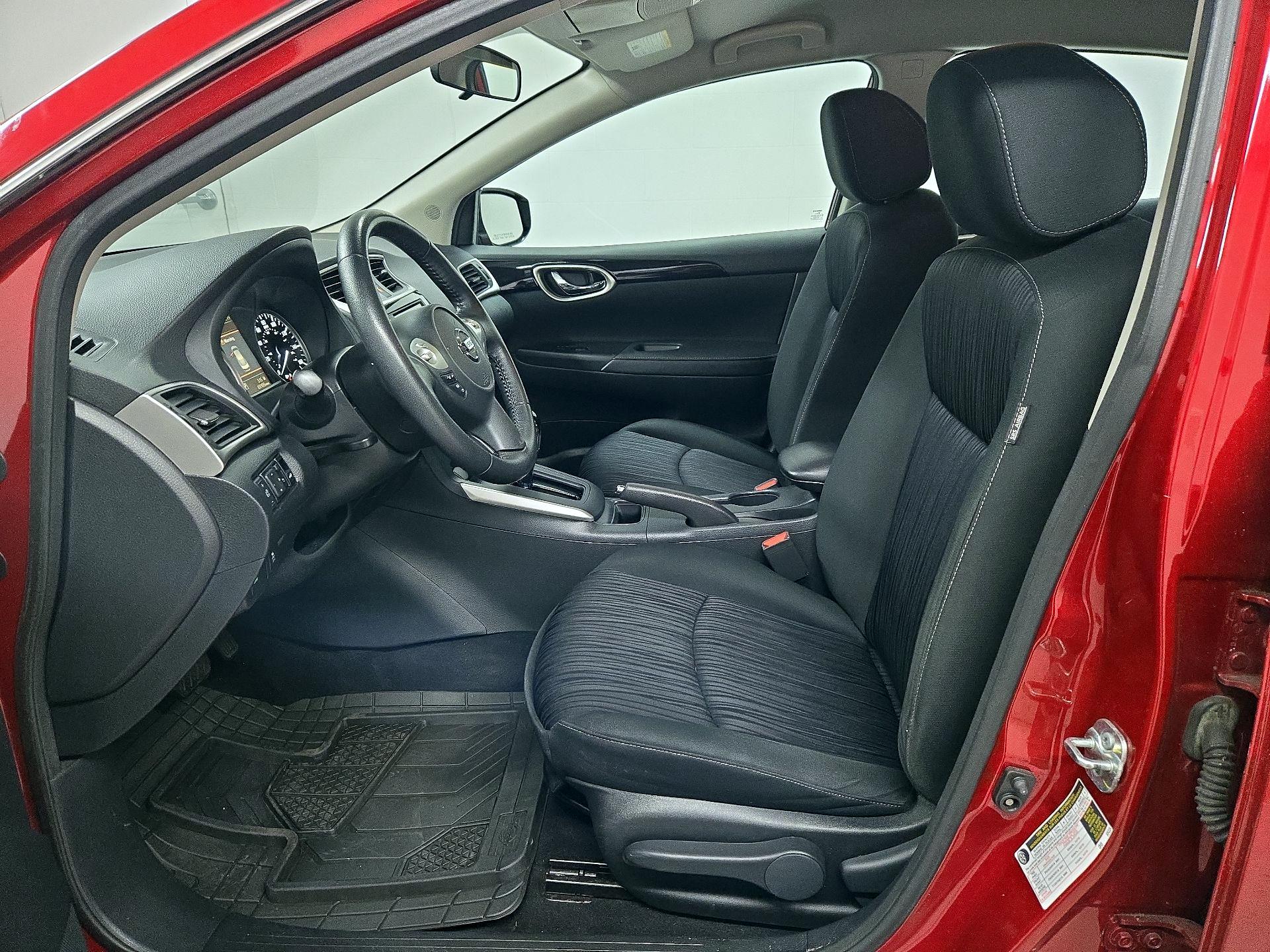 Thumbnail: 2019 Nissan Sentra - 11