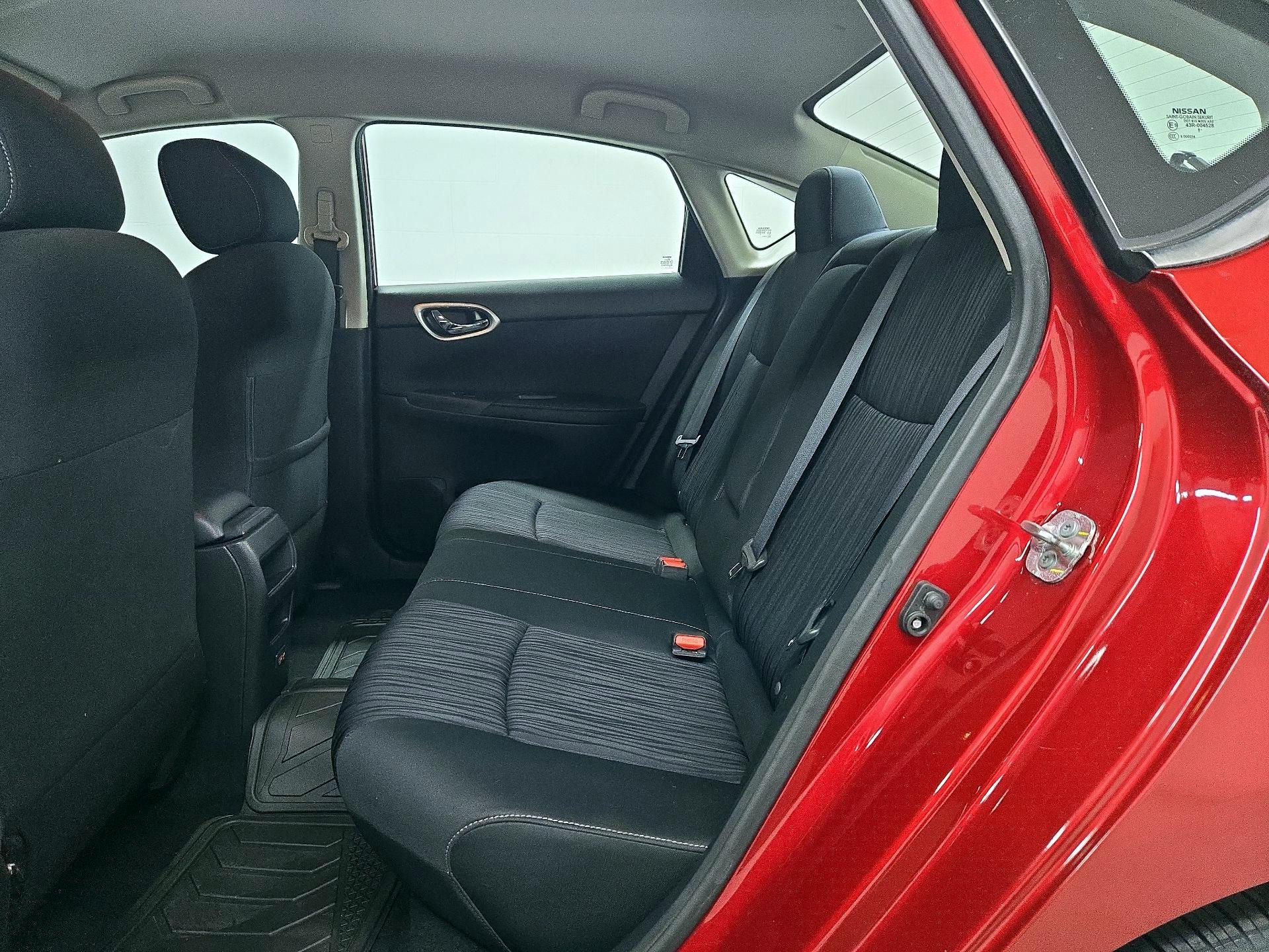 Thumbnail: 2019 Nissan Sentra - 19